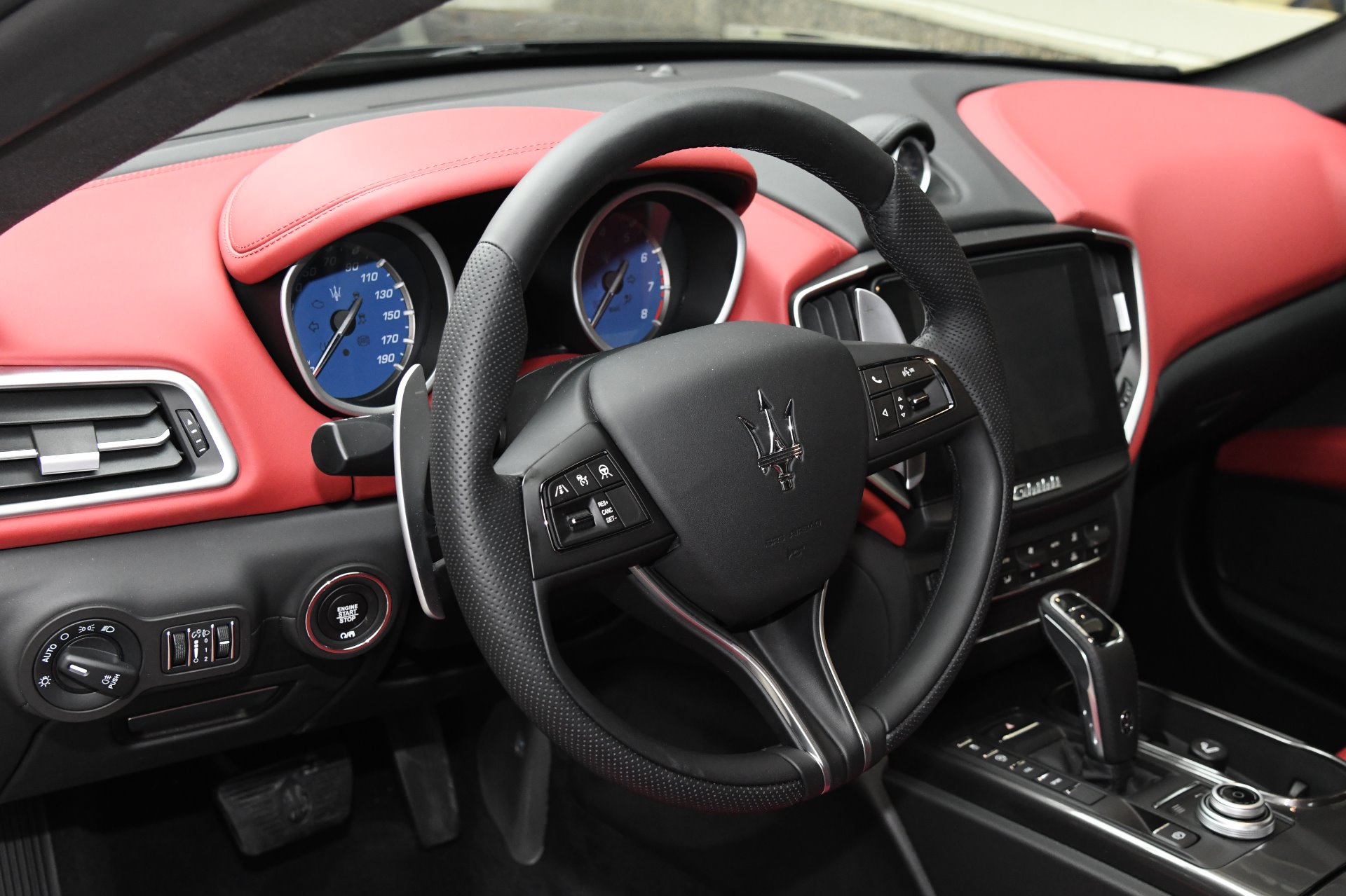 New 2020 Maserati Ghibli SQ4 | St. Petersburg, FL