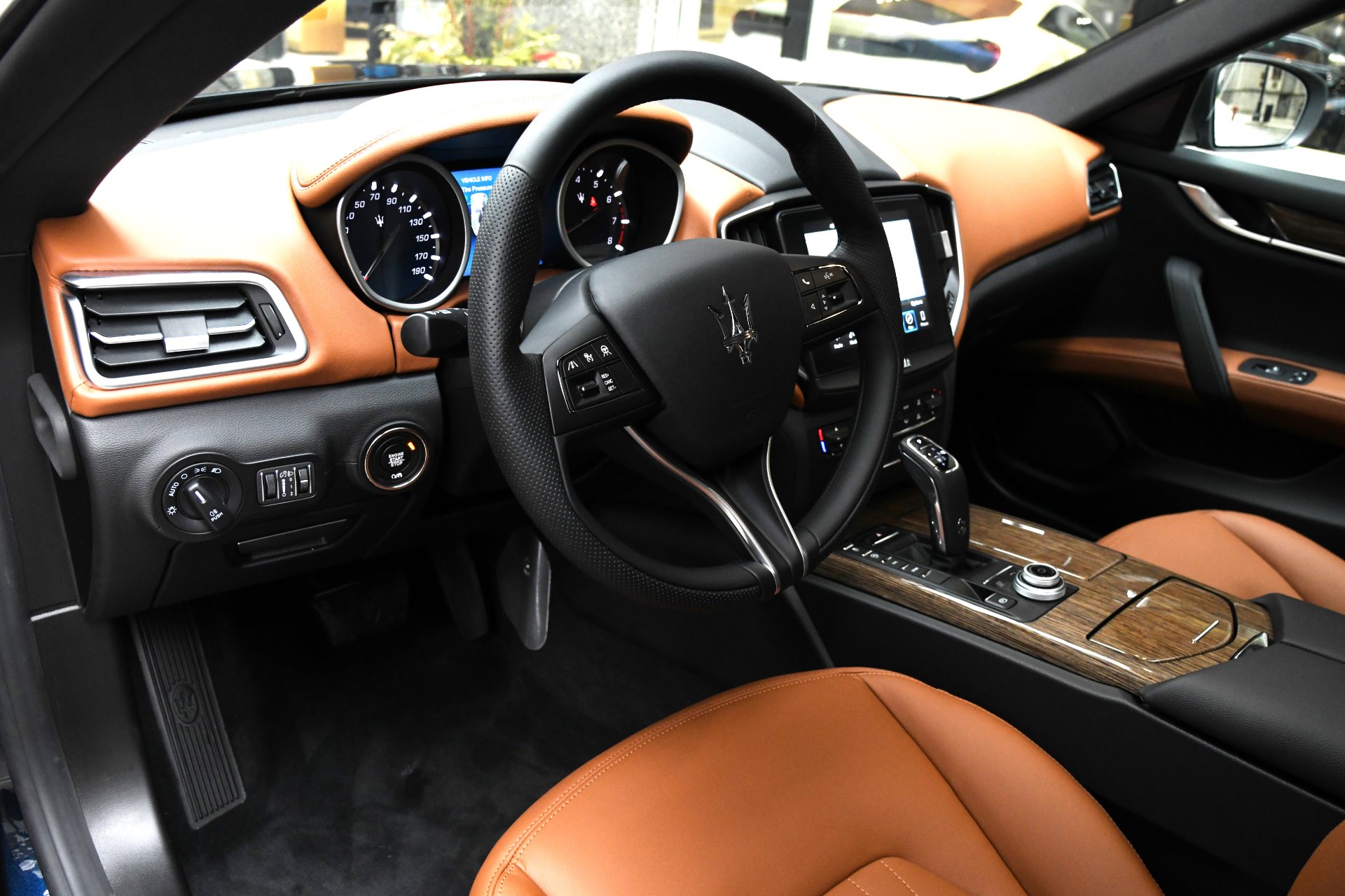 New 2020 Maserati Ghibli SQ4 | St. Petersburg, FL