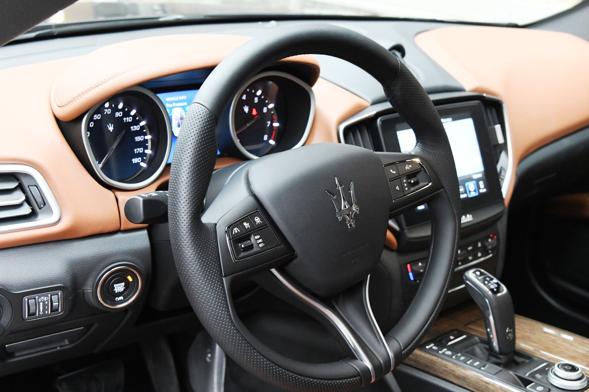 New 2020 Maserati Ghibli SQ4 | St. Petersburg, FL