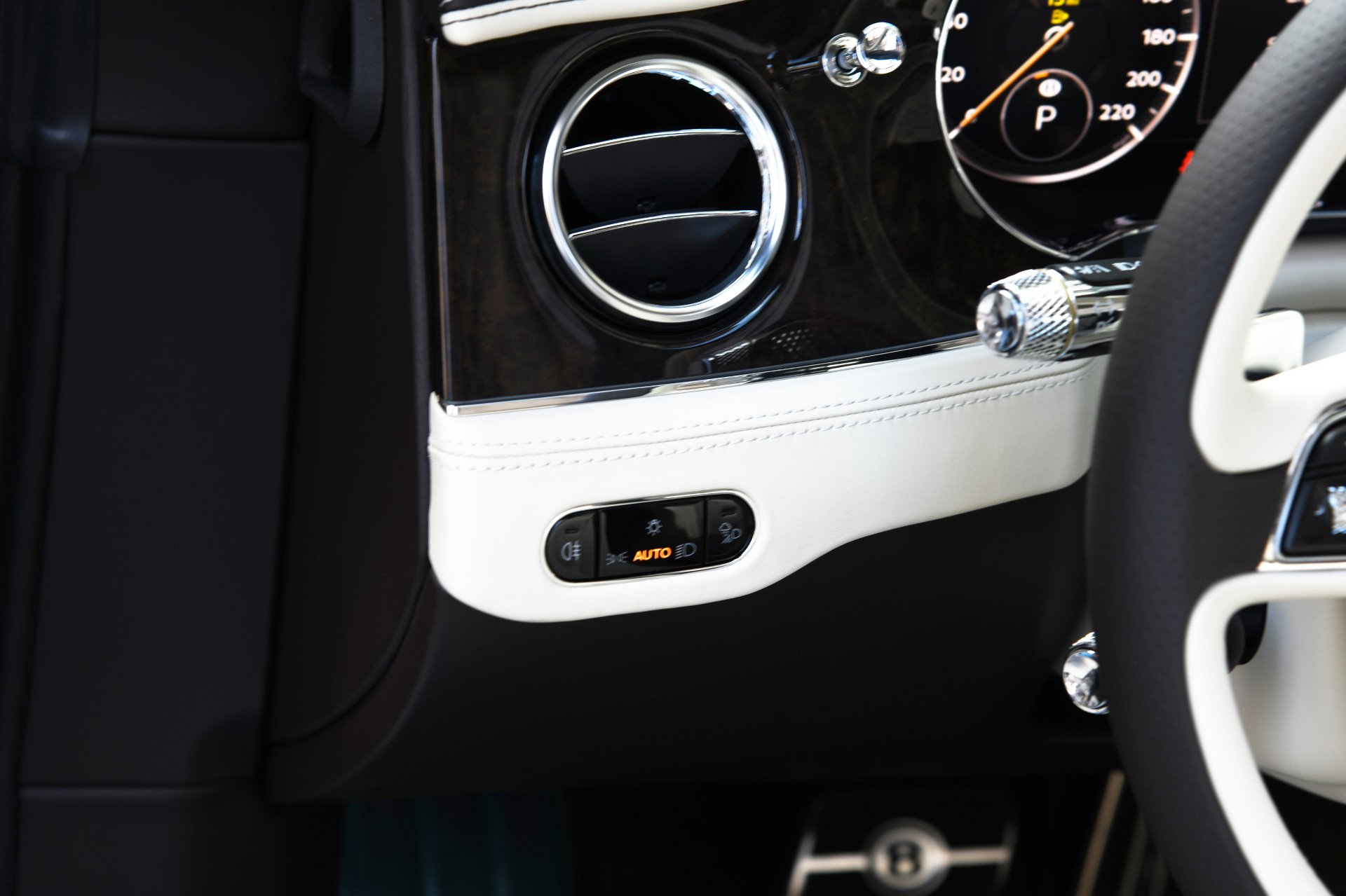 Used 2020 Bentley Continental GT Convertible GT | St. Petersburg, FL