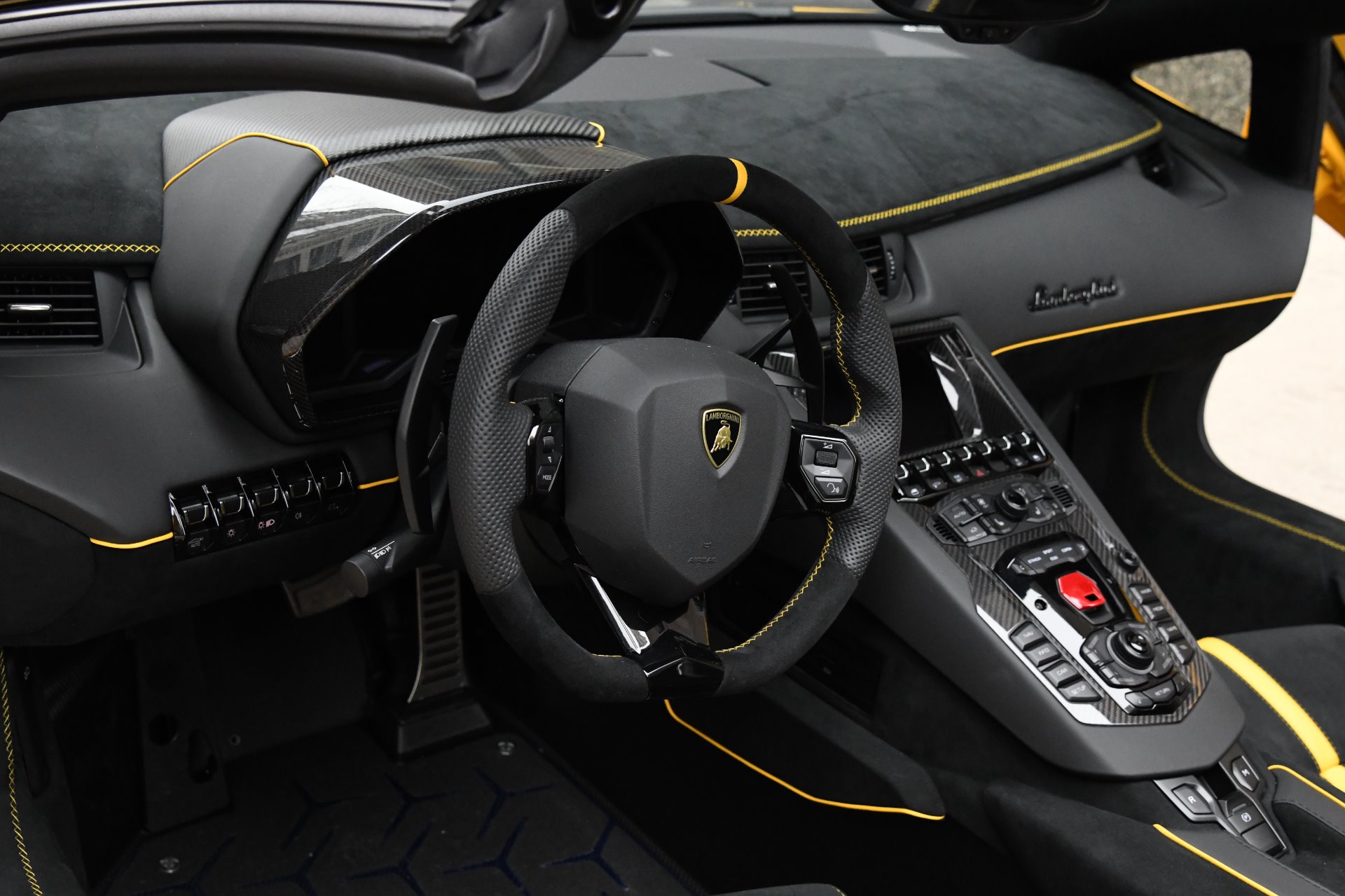 Used 2020 Lamborghini Aventador SVJ Roadster LP 770-4 SVJ | St. Petersburg, FL