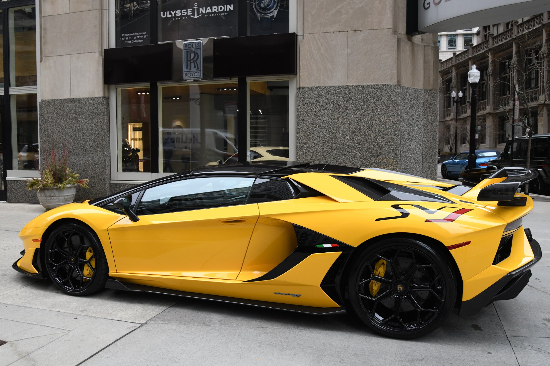 2020 Lamborghini Aventador SVJ Roadster