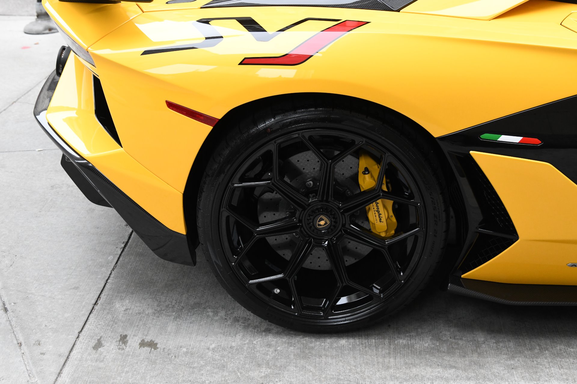 Used 2020 Lamborghini Aventador SVJ Roadster LP 770-4 SVJ | St. Petersburg, FL