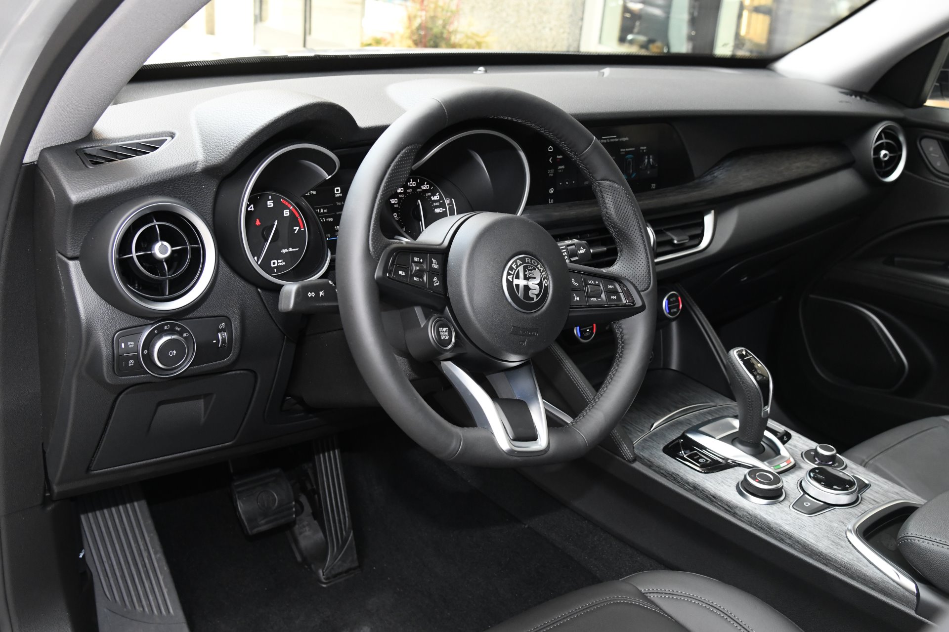 Used 2020 Alfa Romeo Stelvio Sport Sport | St. Petersburg, FL