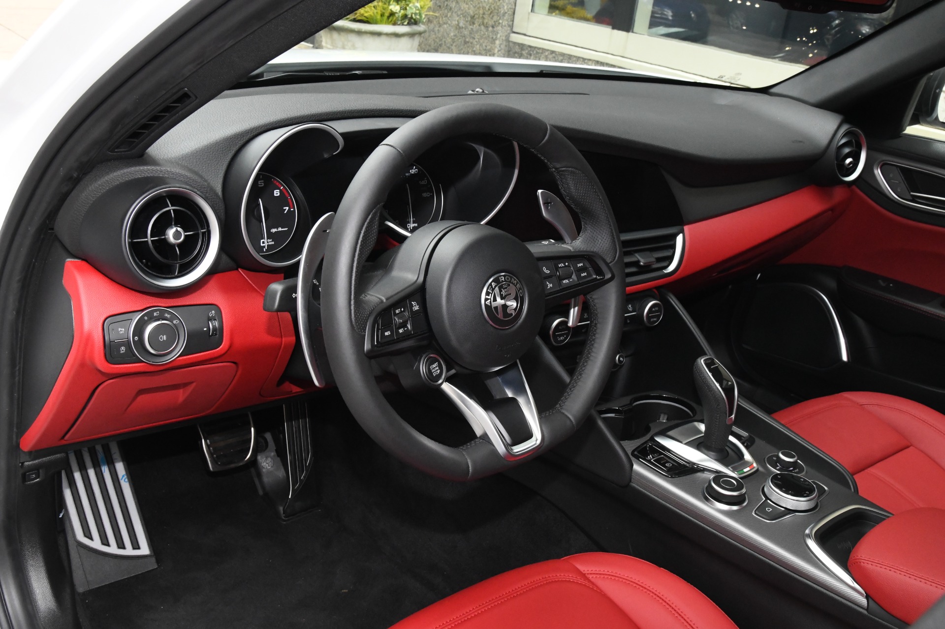 New 2020 Alfa Romeo Giulia Sport Sport | St. Petersburg, FL