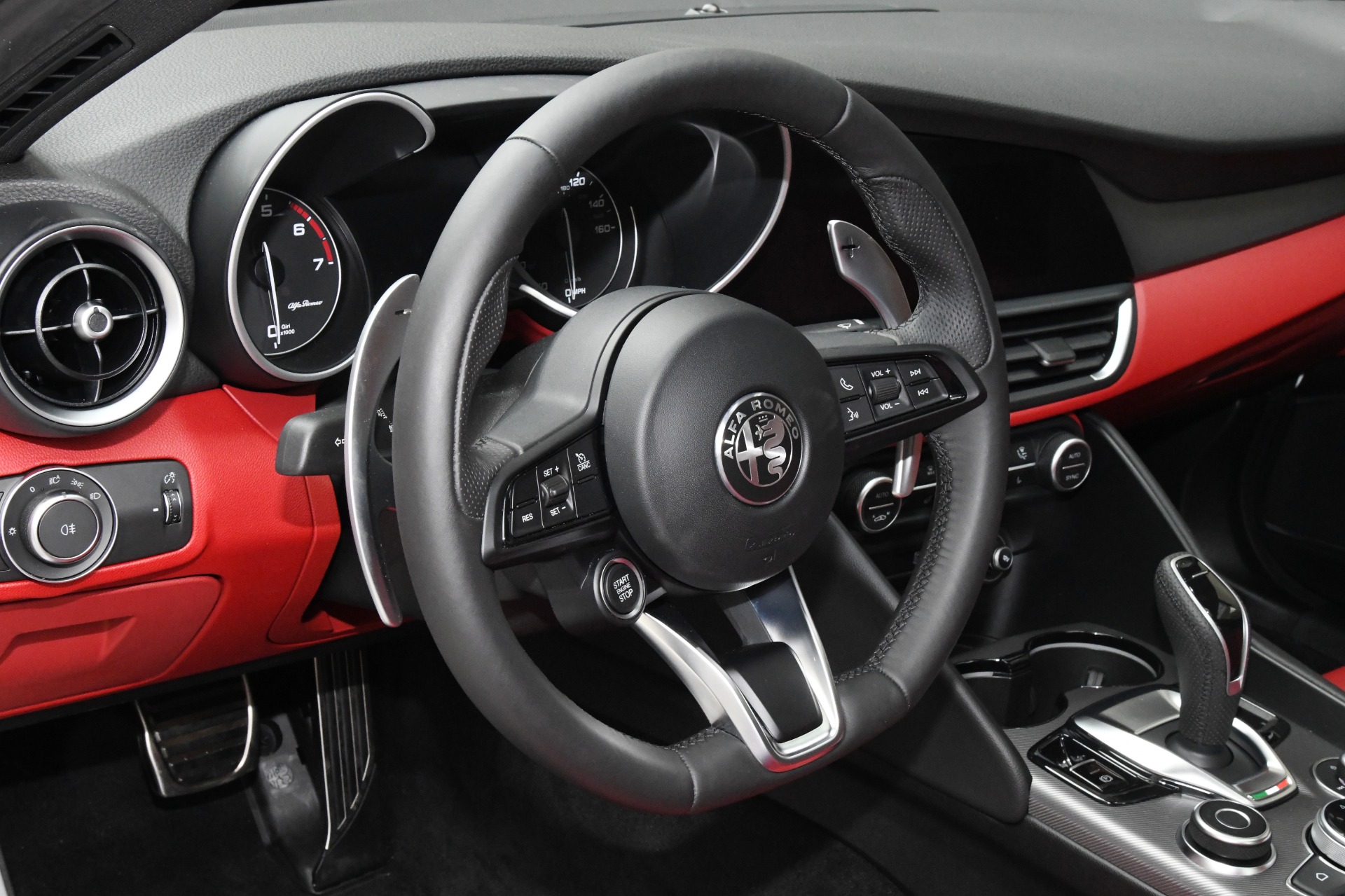 New 2020 Alfa Romeo Giulia Sport Sport | St. Petersburg, FL