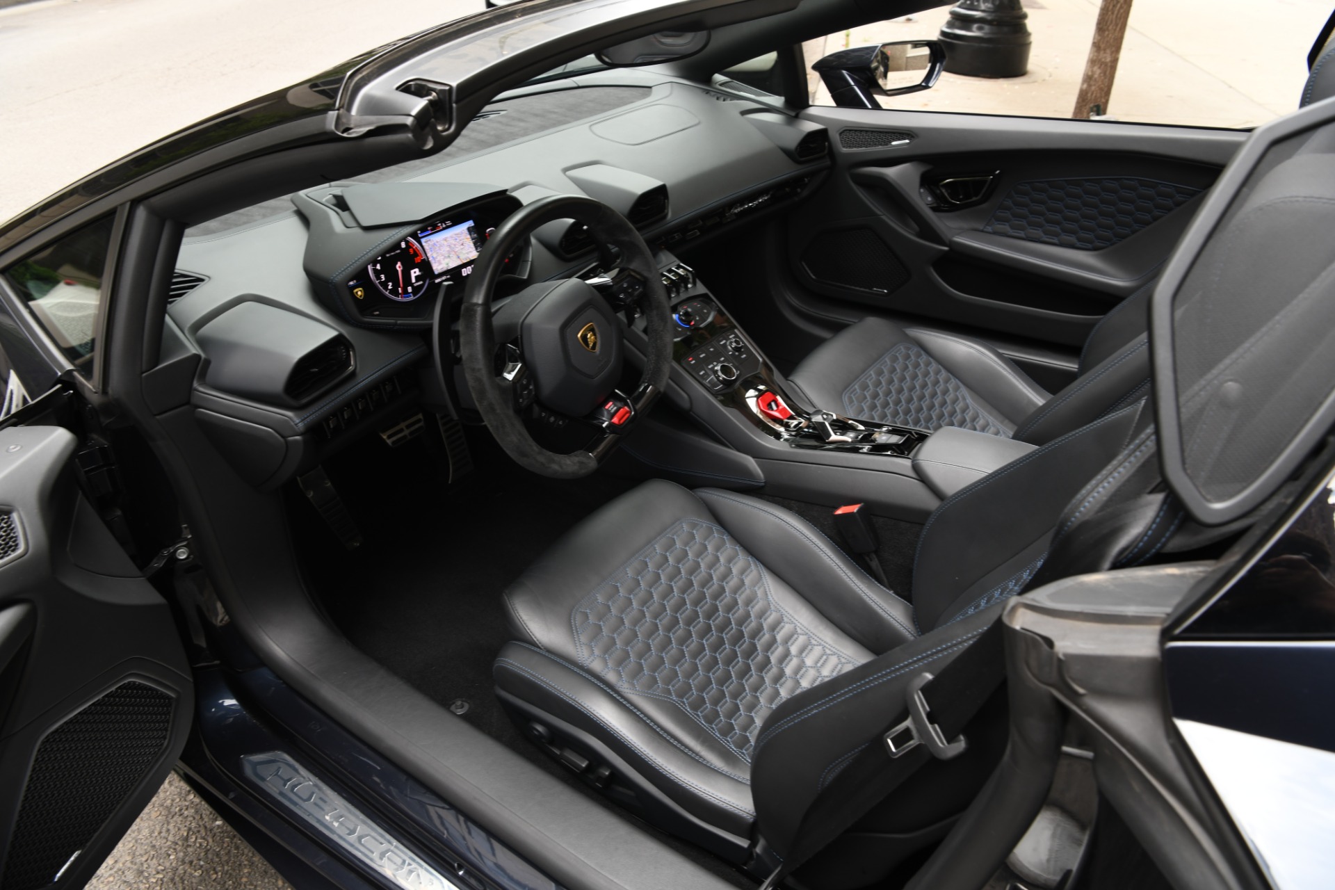 Used 2017 Lamborghini Huracan Spyder LP 580-2 Spyder | St. Petersburg, FL