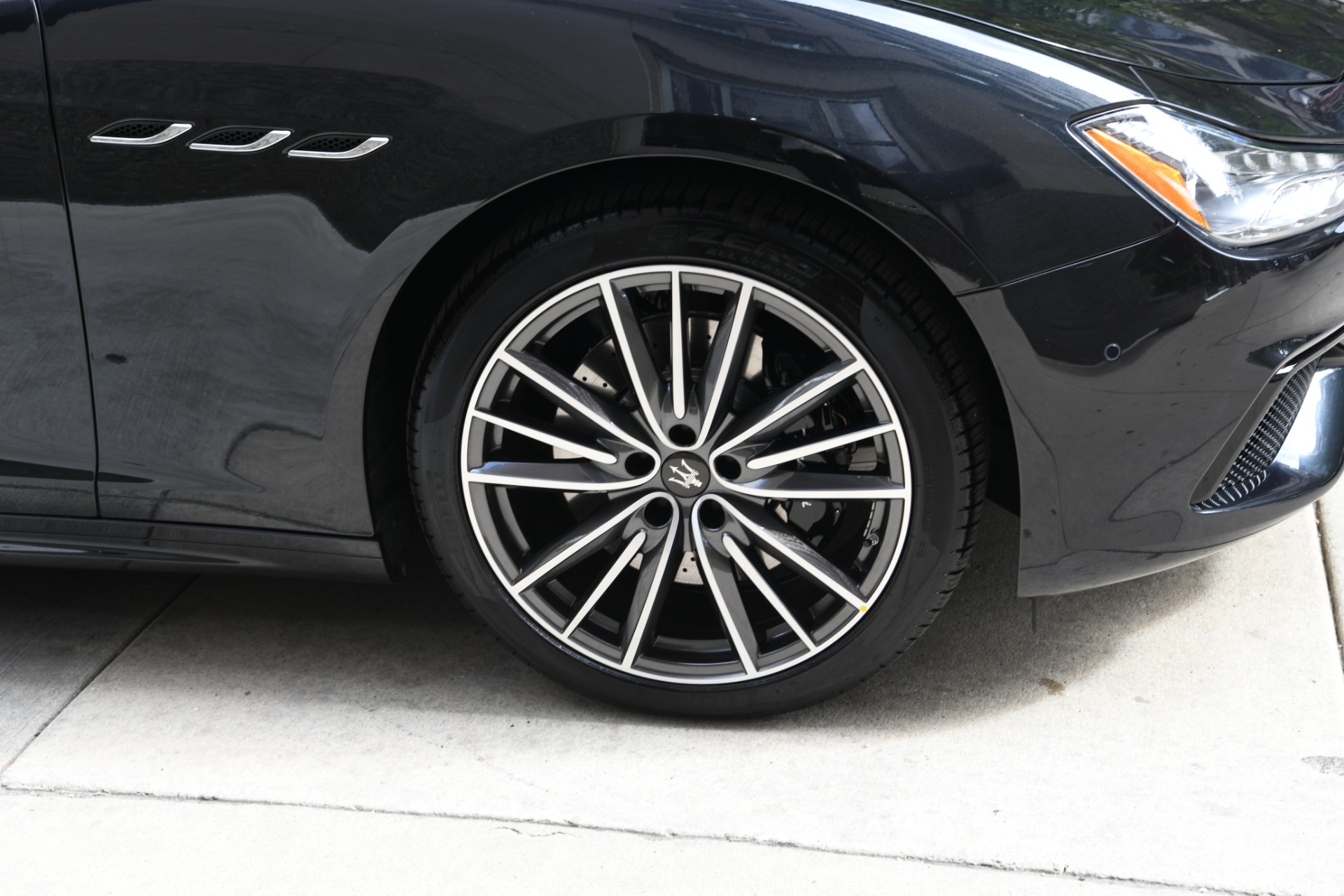 New 2020 Maserati Ghibli SQ4 | St. Petersburg, FL