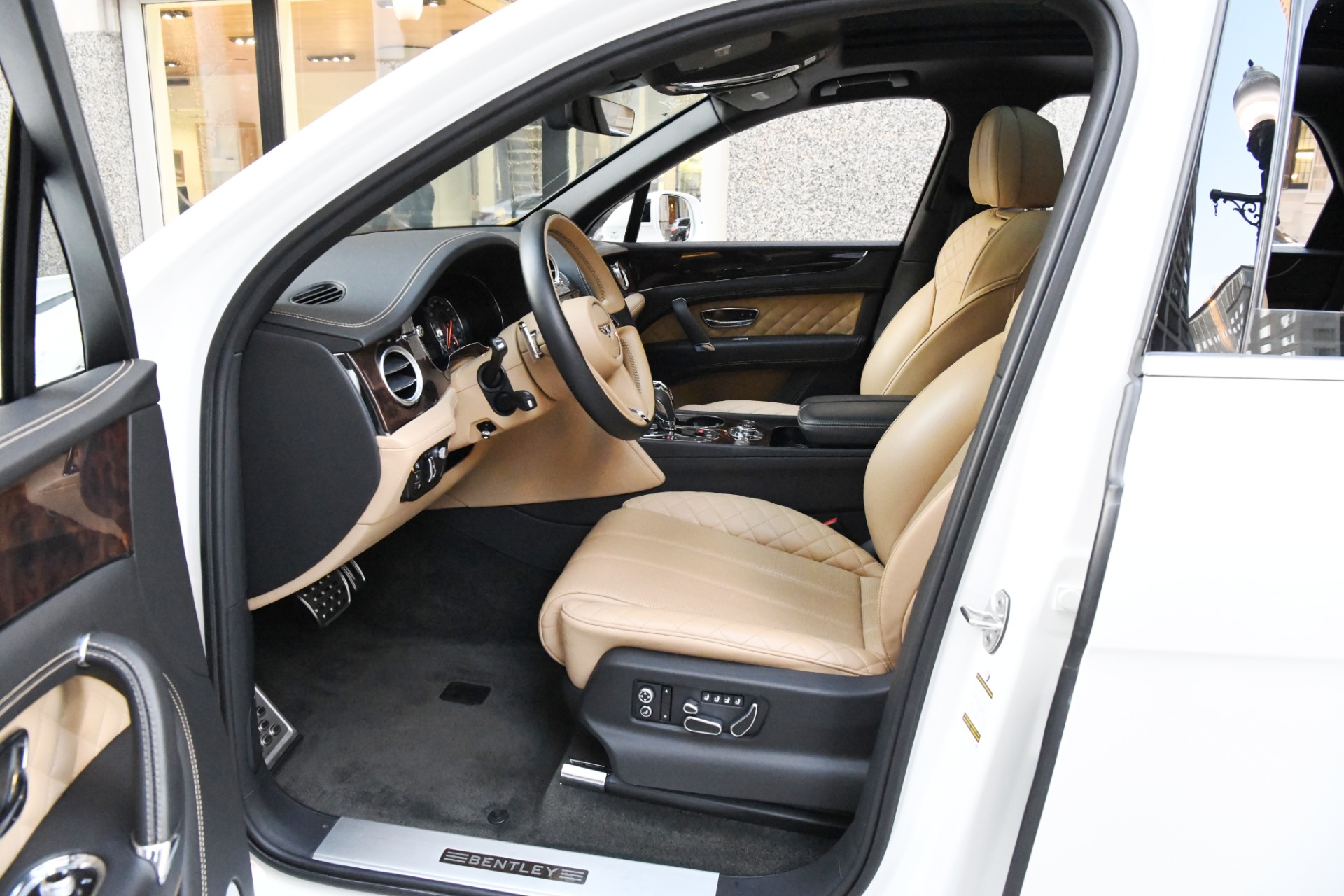 Used 2018 Bentley Bentayga W12 Signature Edition | St. Petersburg, FL
