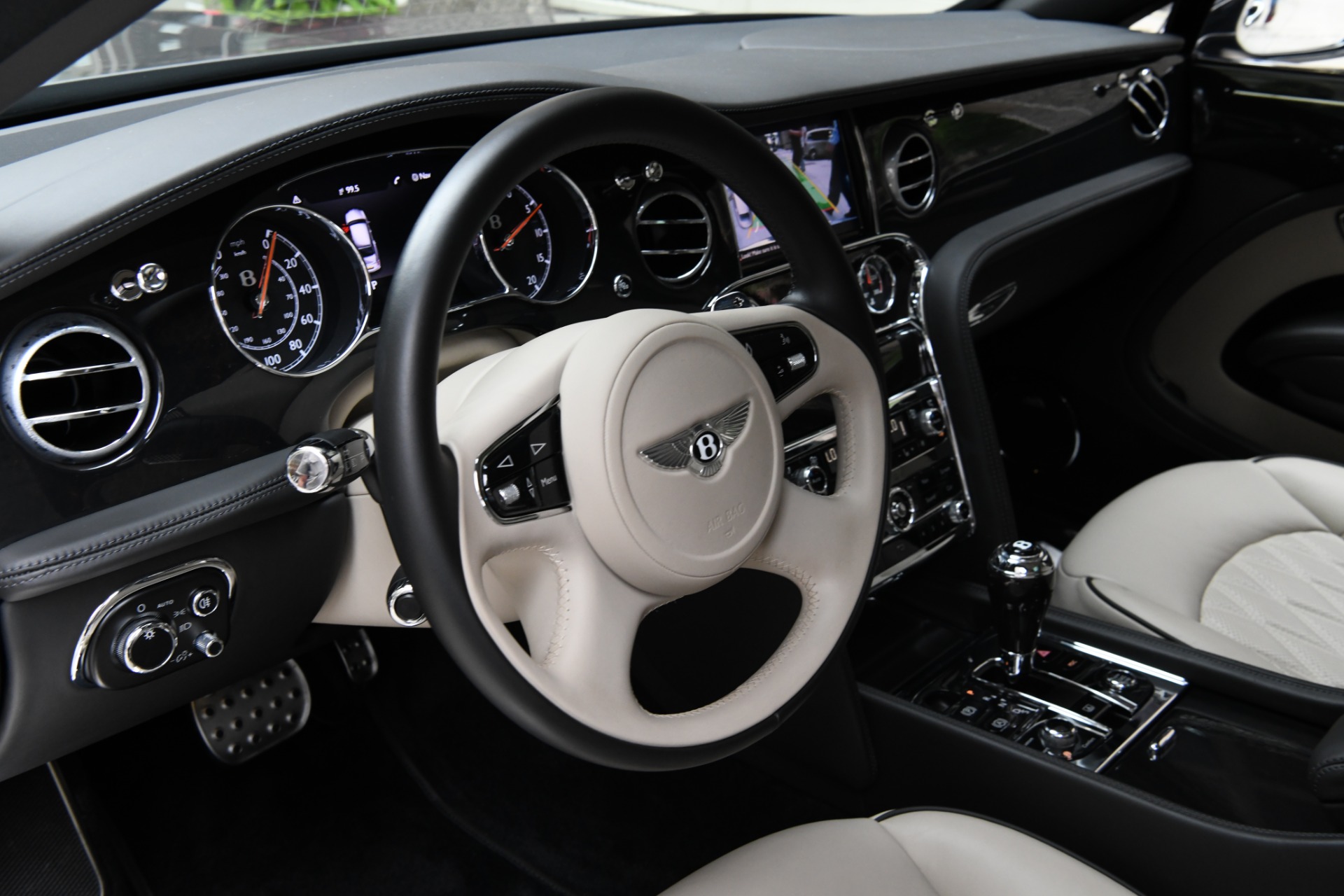 Used 2017 Bentley Mulsanne Extended Wheelbase Extended Wheelbase | St. Petersburg, FL