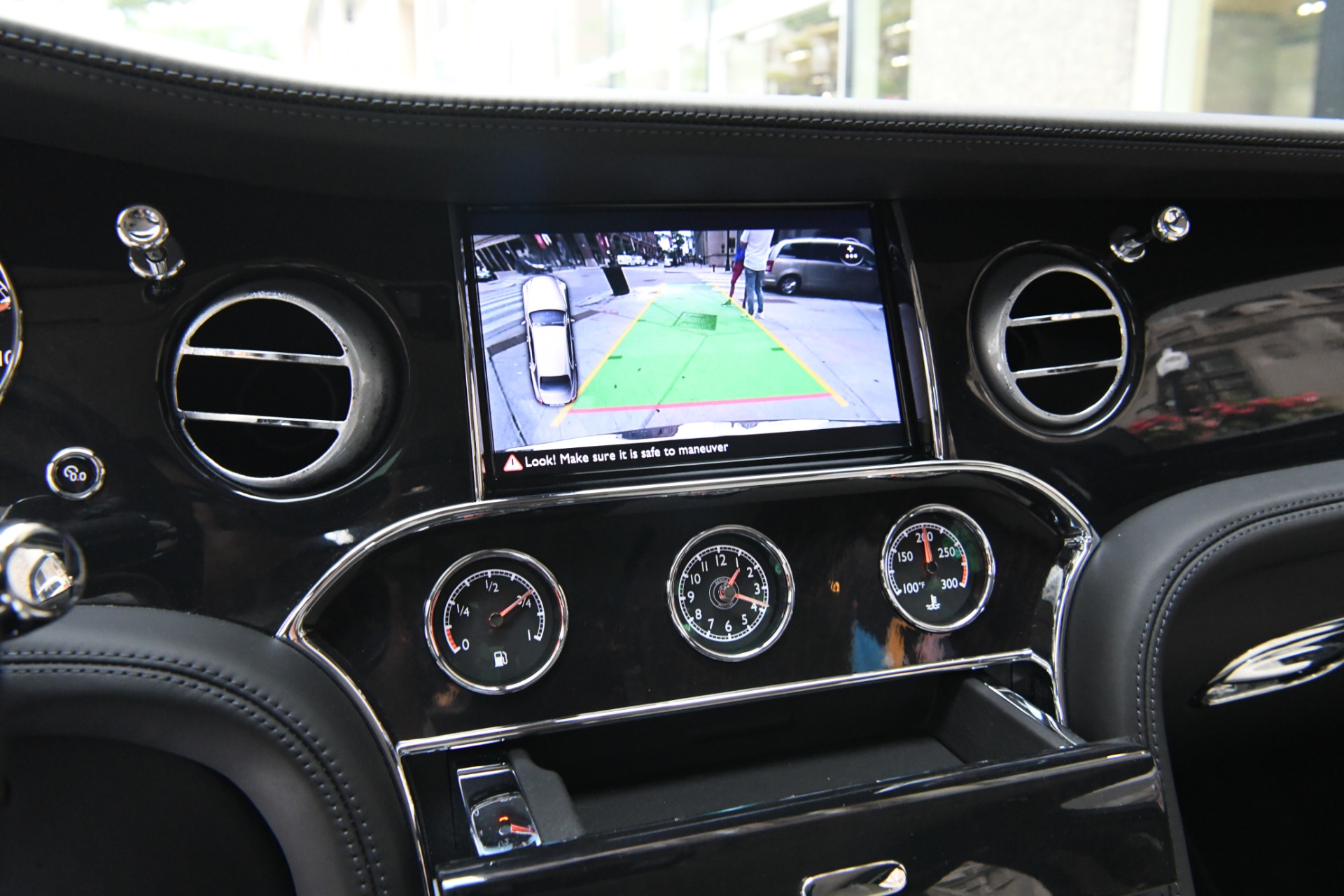 Used 2017 Bentley Mulsanne Extended Wheelbase Extended Wheelbase | St. Petersburg, FL