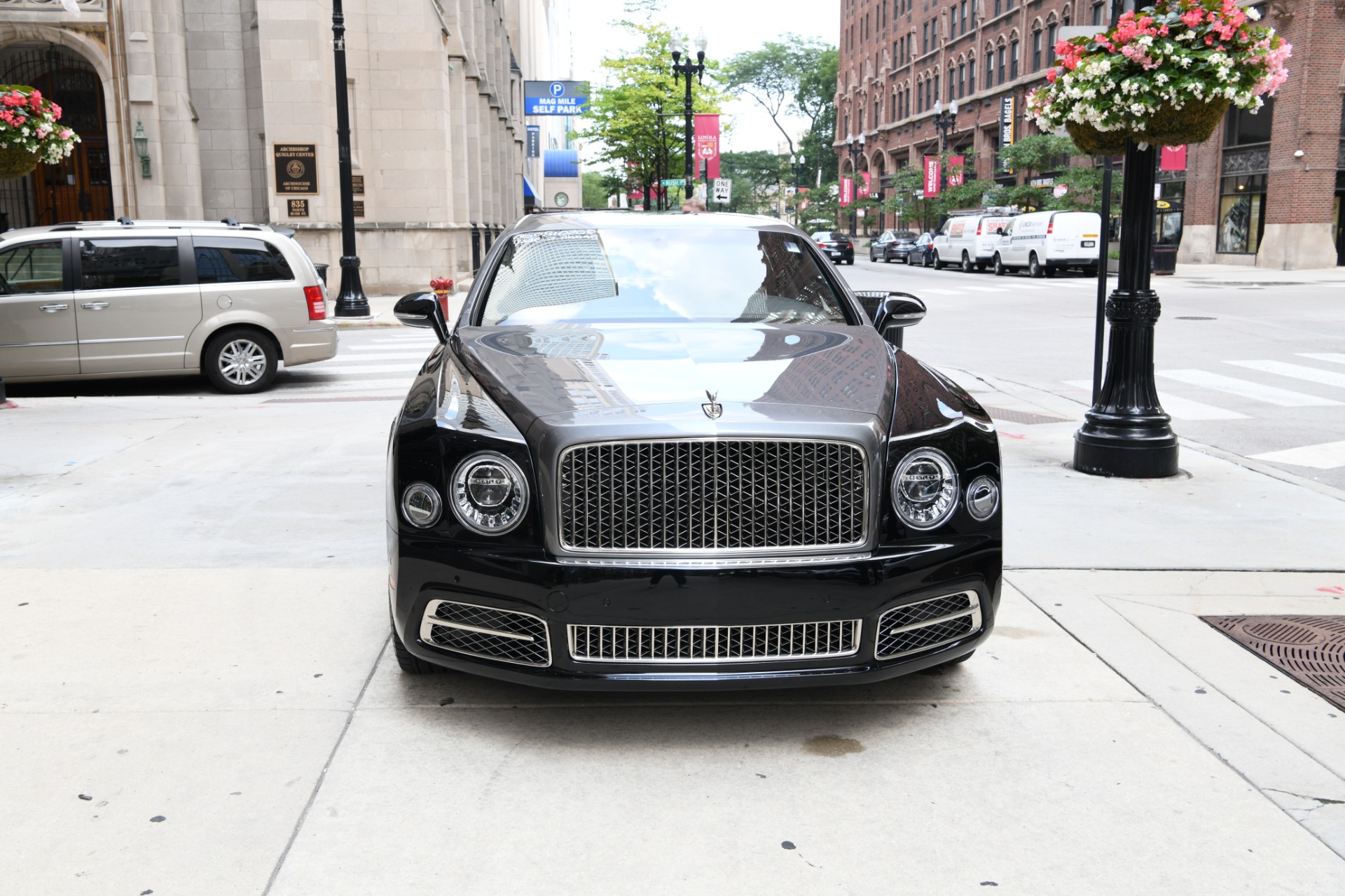 Used 2017 Bentley Mulsanne Extended Wheelbase Extended Wheelbase | St. Petersburg, FL
