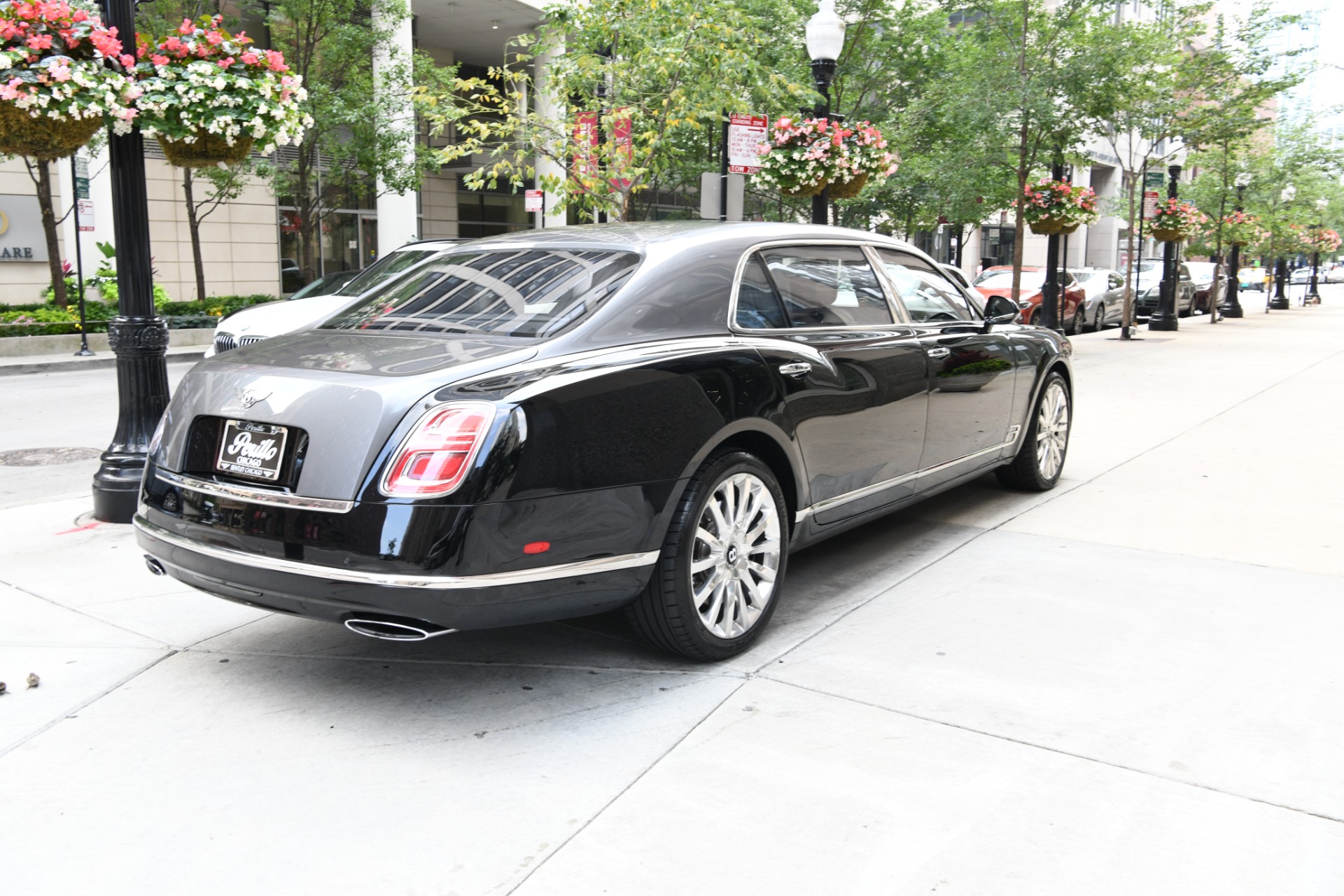 Used 2017 Bentley Mulsanne Extended Wheelbase Extended Wheelbase | St. Petersburg, FL