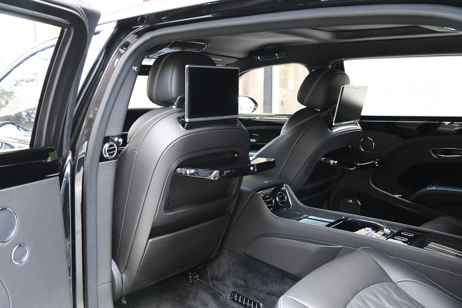 Used 2017 Bentley Mulsanne Extended Wheelbase Extended Wheelbase | St. Petersburg, FL