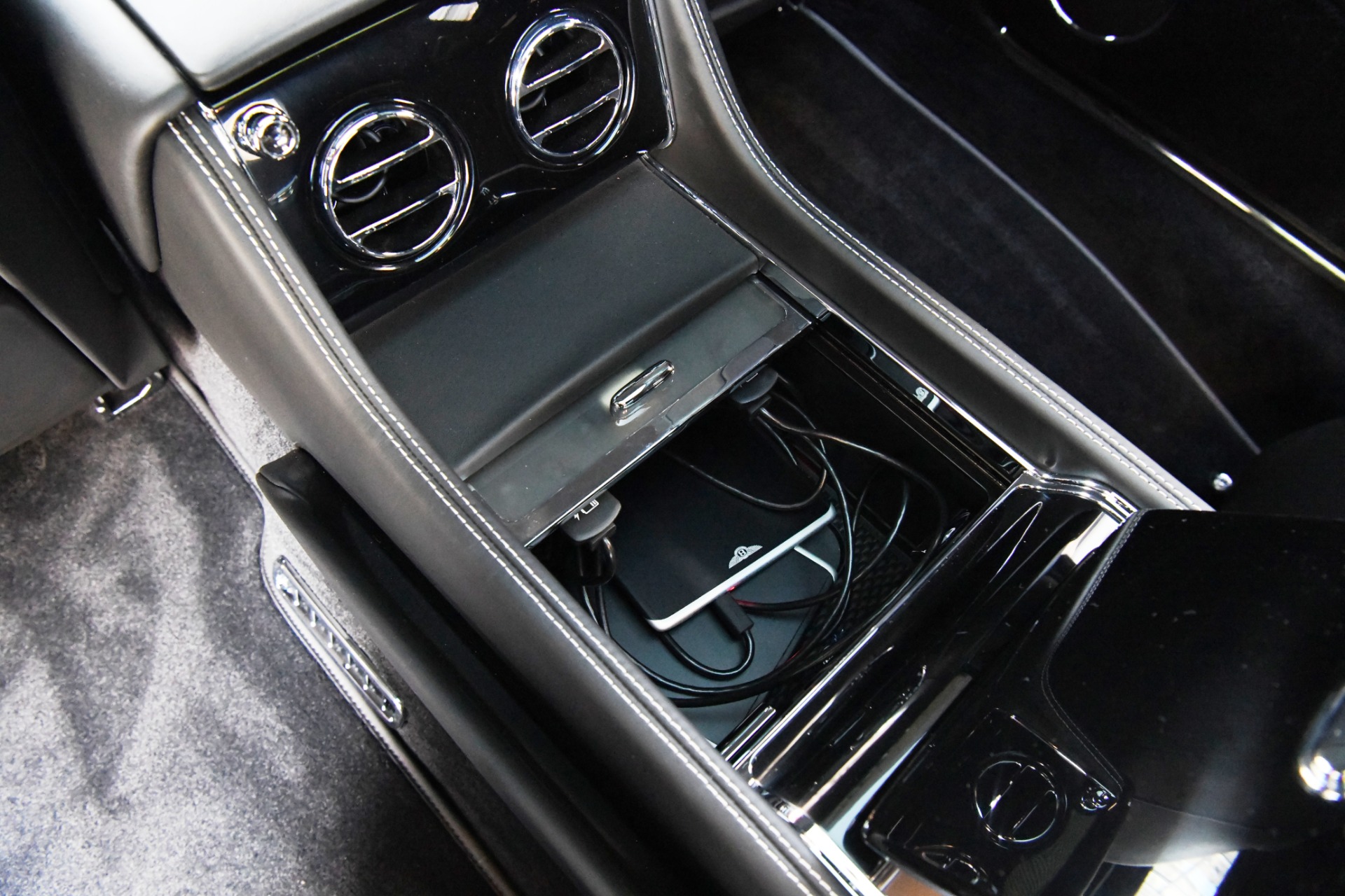 Used 2017 Bentley Mulsanne Extended Wheelbase Extended Wheelbase | St. Petersburg, FL