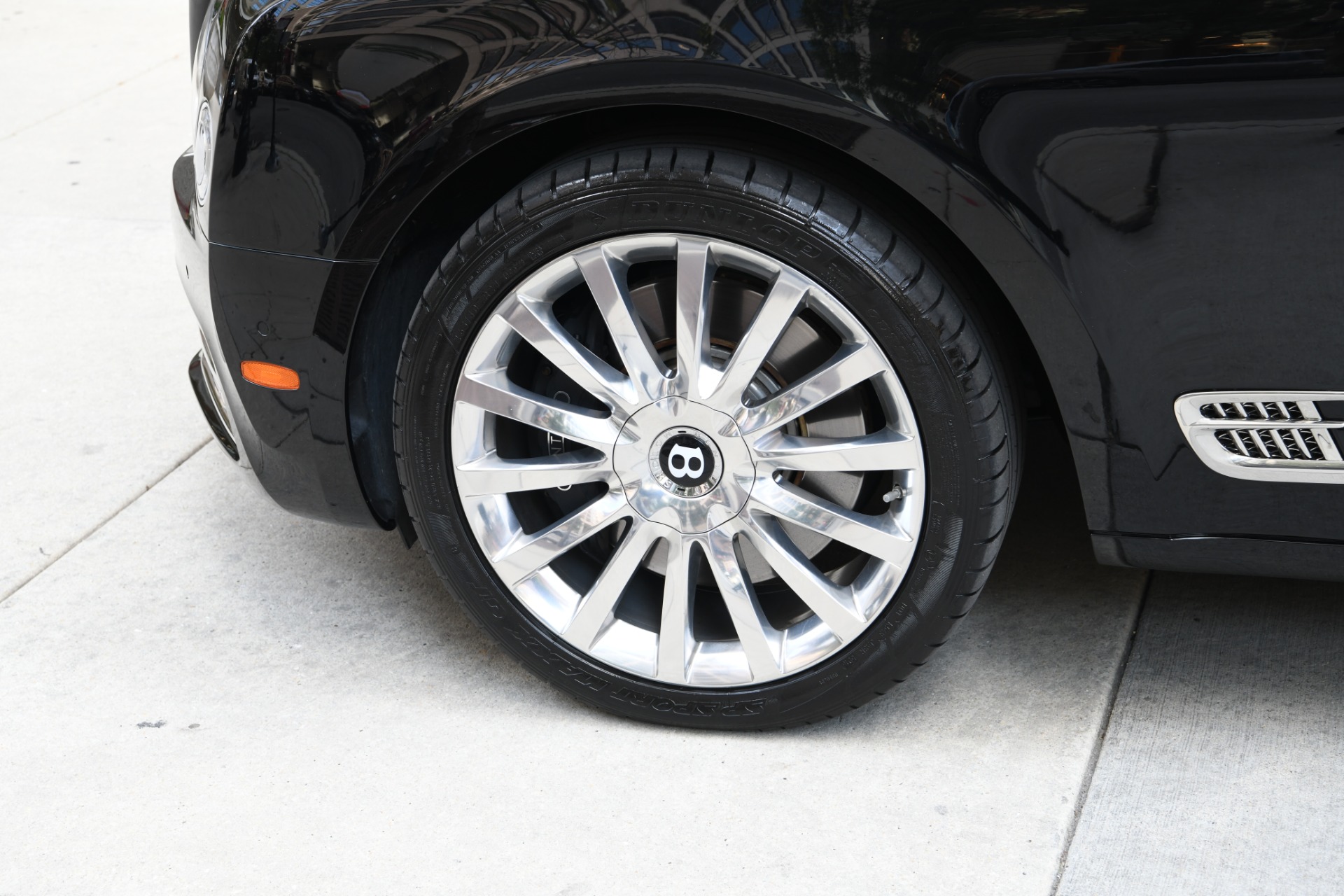 Used 2017 Bentley Mulsanne Extended Wheelbase Extended Wheelbase | St. Petersburg, FL