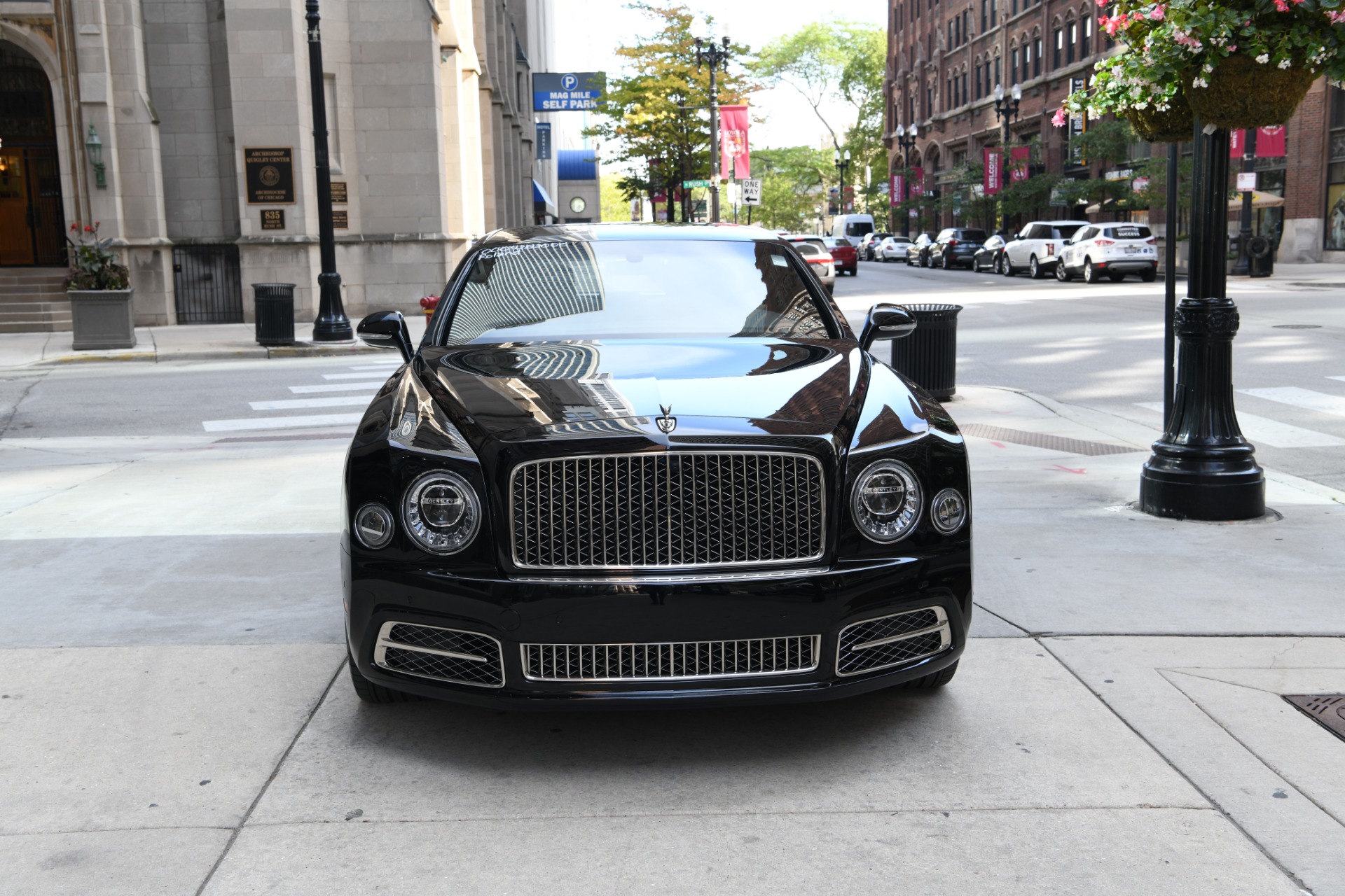 Used 2017 Bentley Mulsanne Extended Wheelbase Extended Wheelbase | St. Petersburg, FL