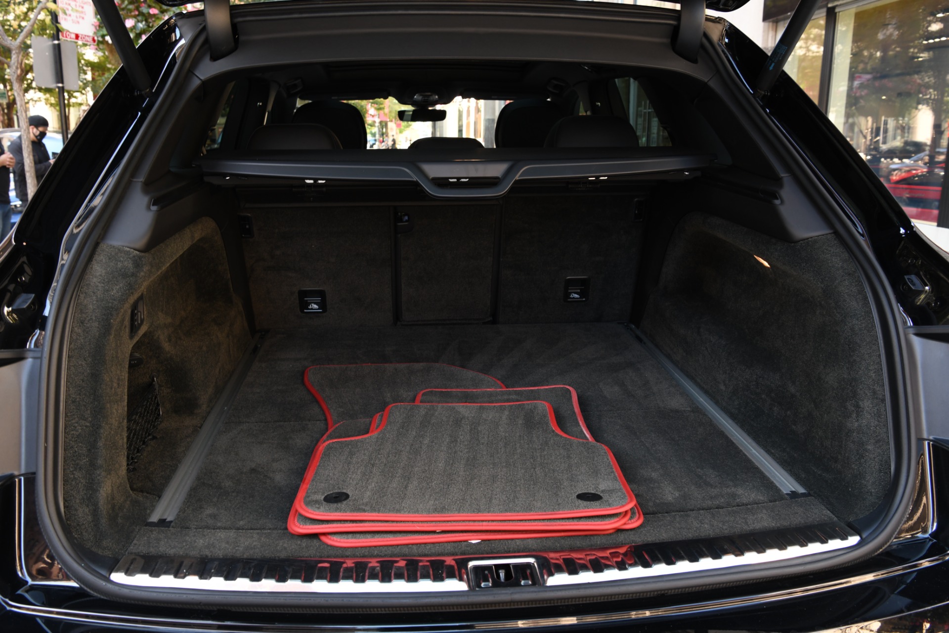 Used 2018 Bentley Bentayga | St. Petersburg, FL