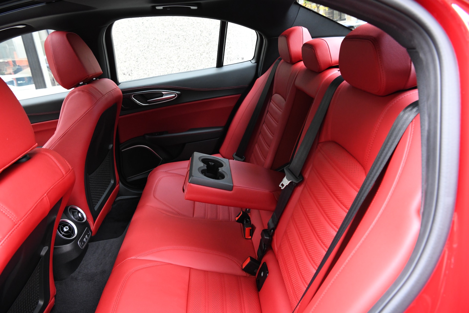 New 2020 Alfa Romeo Giulia Ti Sport Ti Sport Carbon | St. Petersburg, FL