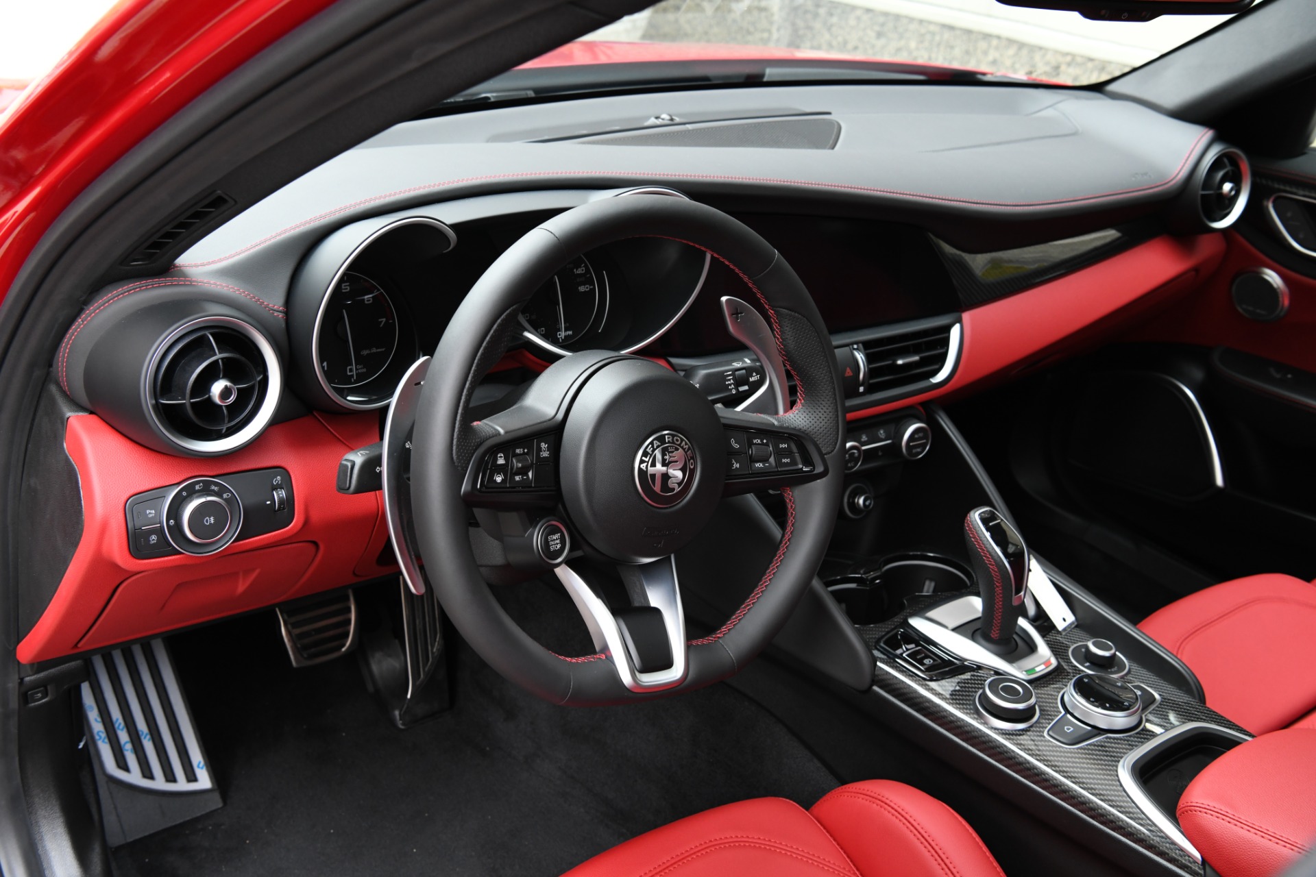 New 2020 Alfa Romeo Giulia Ti Sport Ti Sport Carbon | St. Petersburg, FL