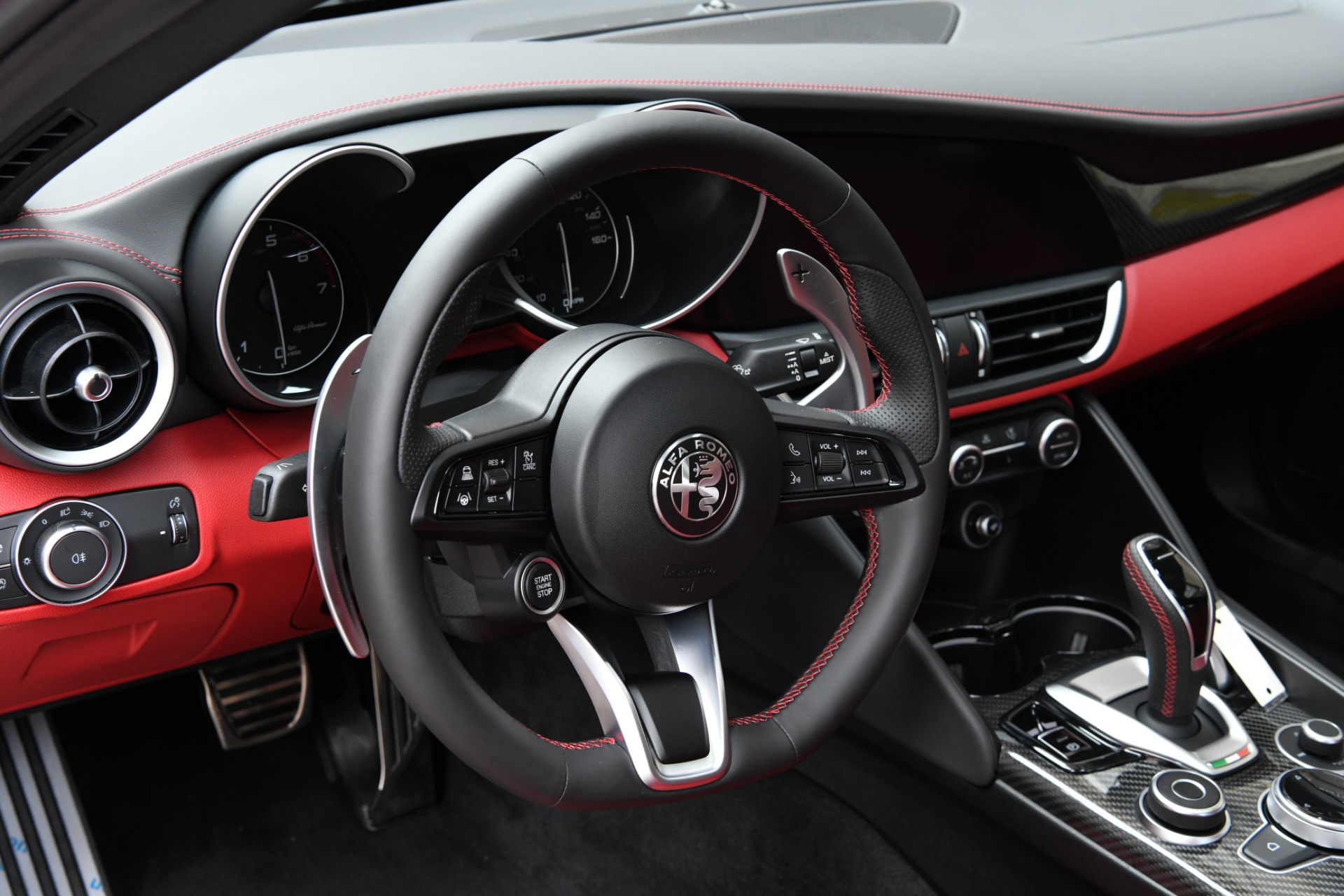 New 2020 Alfa Romeo Giulia Ti Sport Ti Sport Carbon | St. Petersburg, FL