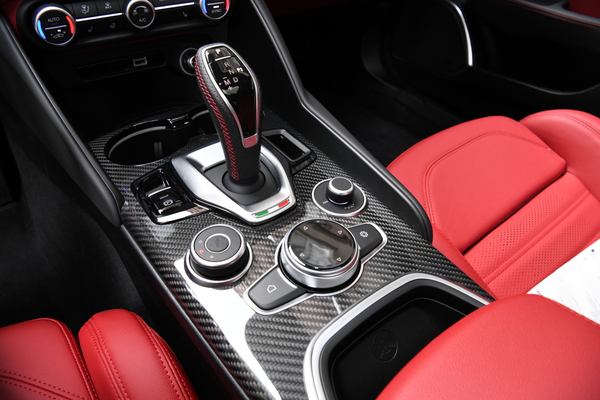 New 2020 Alfa Romeo Giulia Ti Sport Ti Sport Carbon | St. Petersburg, FL