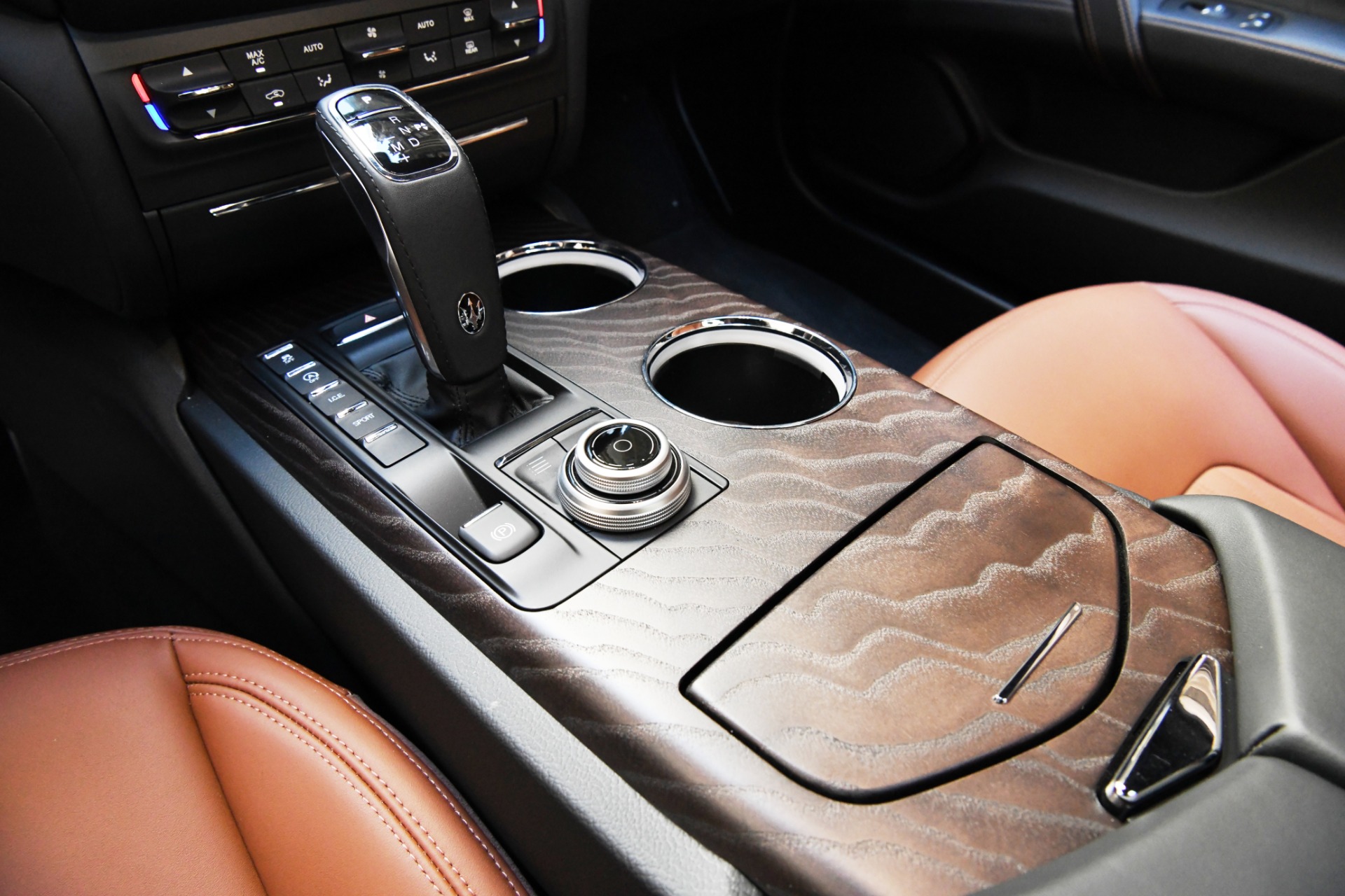 New 2020 Maserati Ghibli SQ4 GranLusso | St. Petersburg, FL