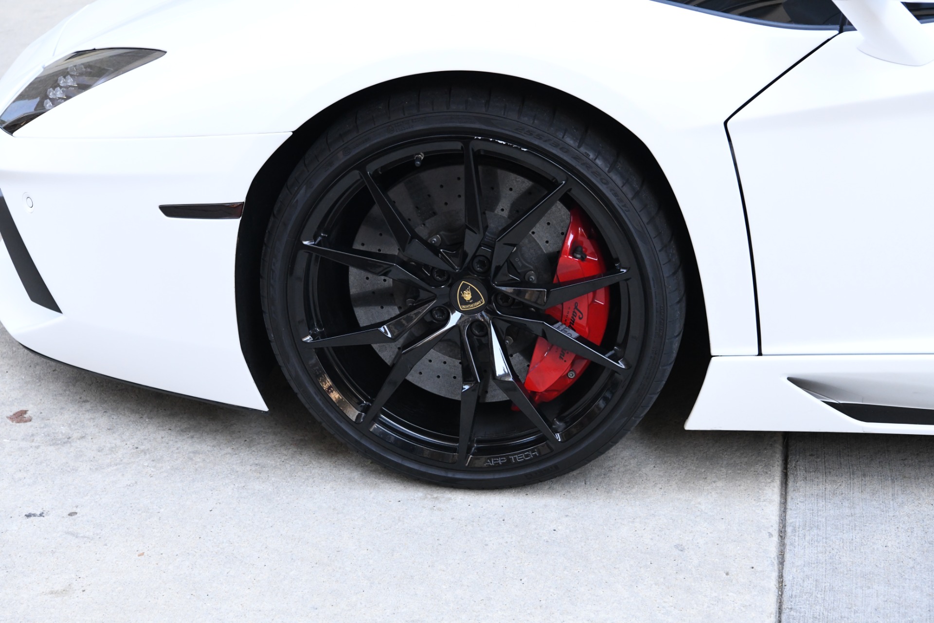 Used 2017 Lamborghini Aventador Roadster LP 700-4 | St. Petersburg, FL
