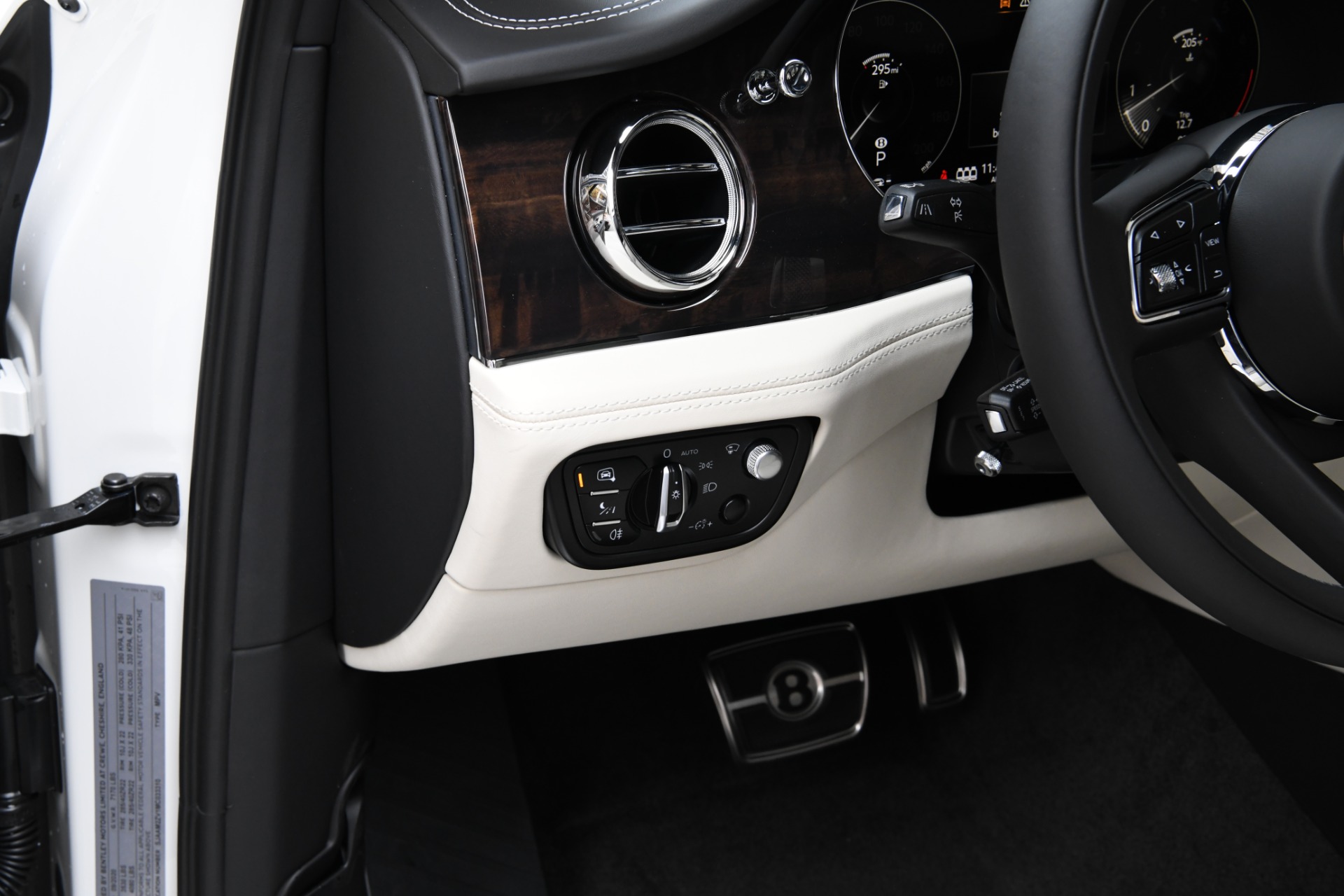 Used 2021 Bentley Bentayga V8 | St. Petersburg, FL