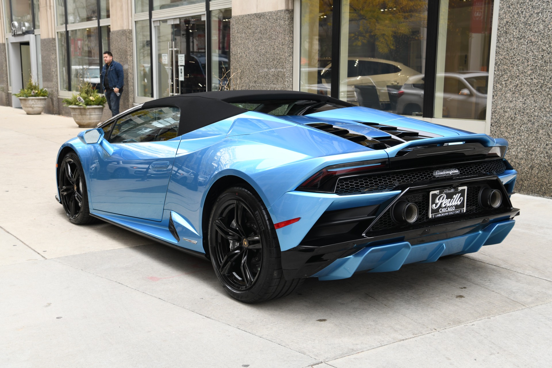 2021 Lamborghini Huracan Evo Stock # L821-362 visit www.karbuds.com for more info