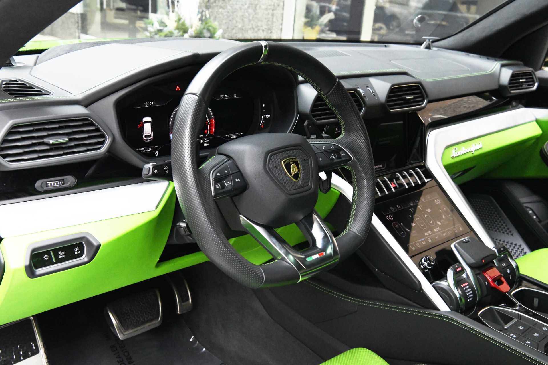 Used 2021 Lamborghini Urus  | Chicago, IL