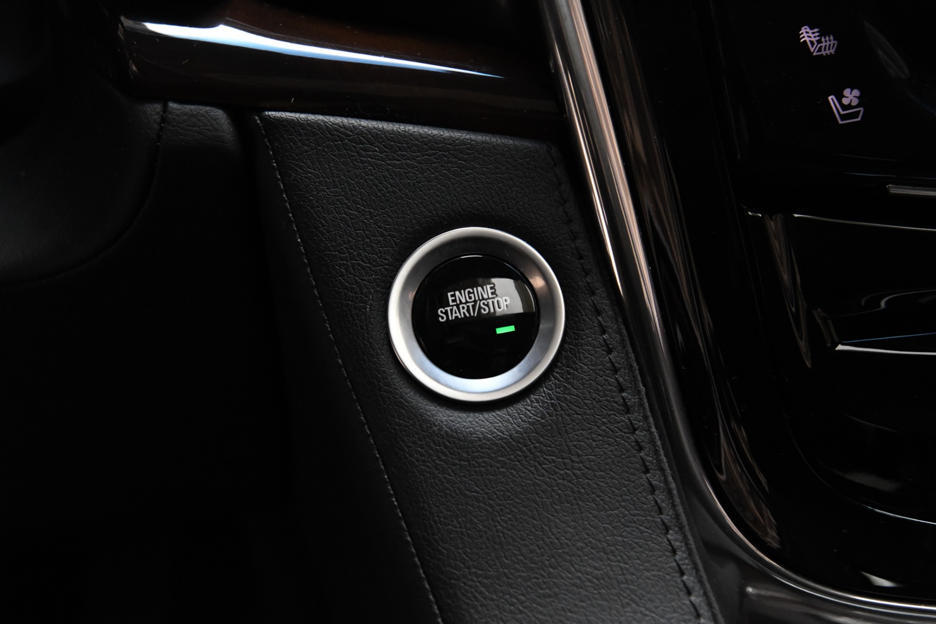 Used 2018 Cadillac Escalade Premium Luxury | St. Petersburg, FL