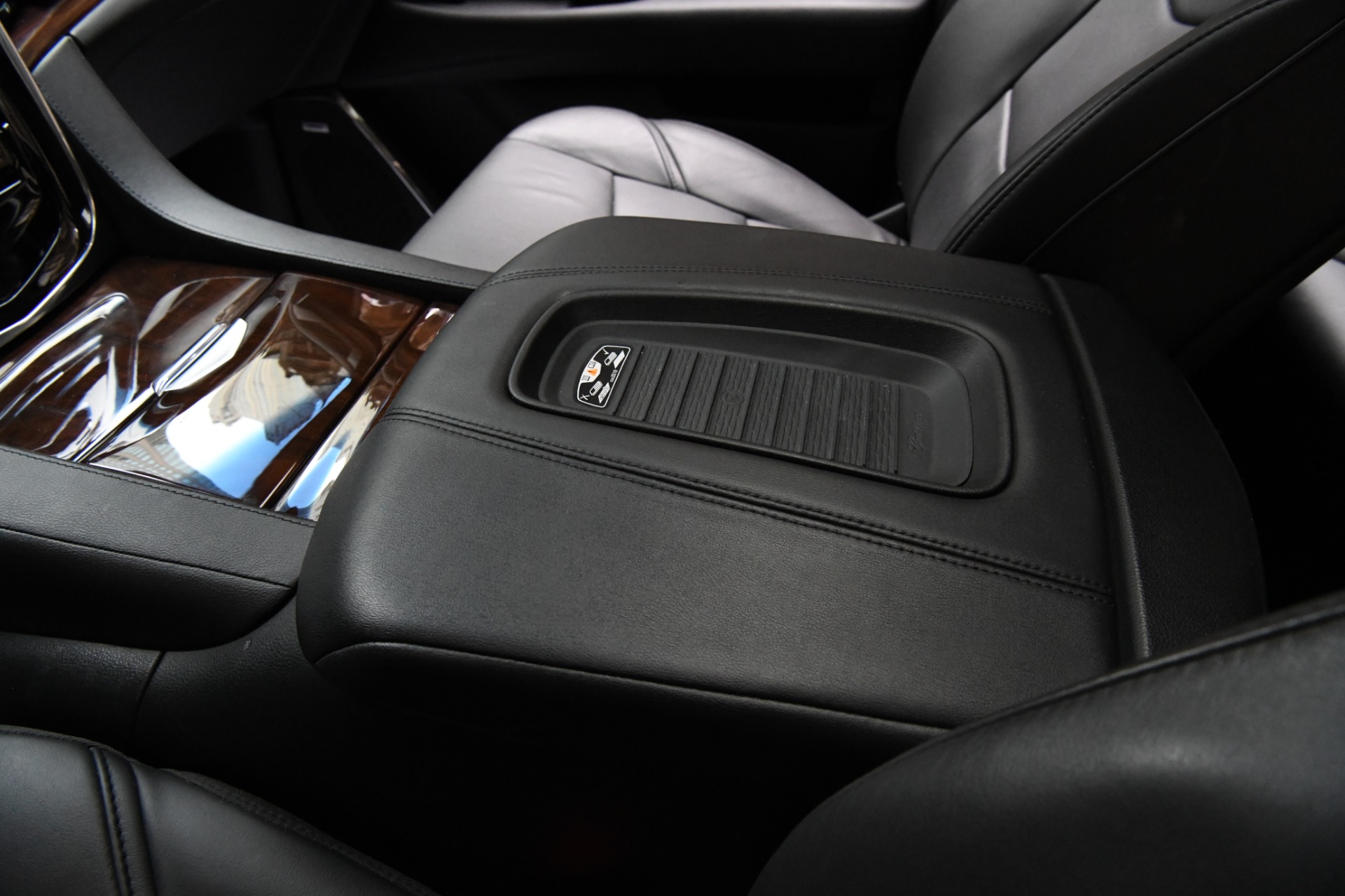 Used 2018 Cadillac Escalade Premium Luxury | St. Petersburg, FL