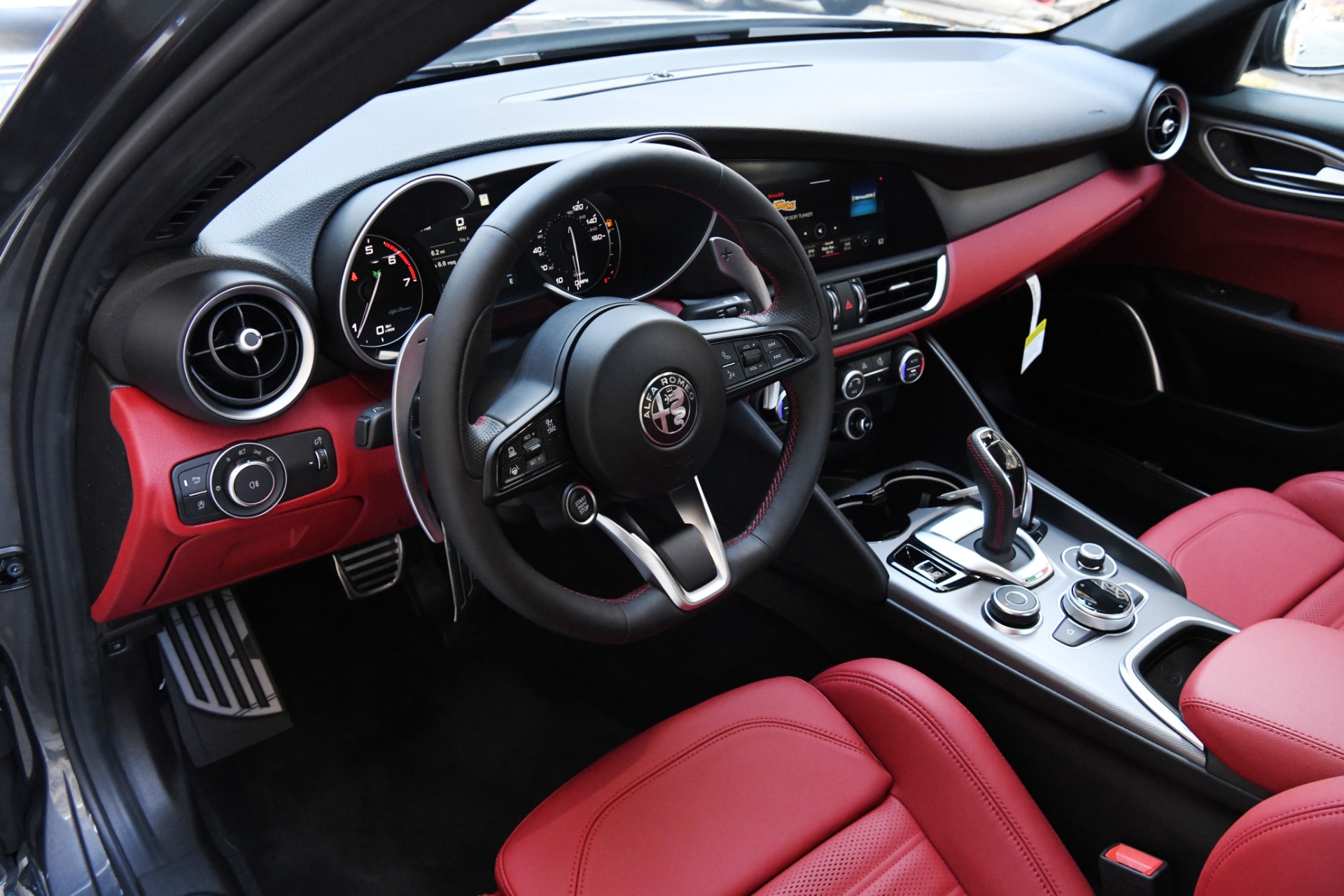New 2021 Alfa Romeo Giulia Ti Sport | St. Petersburg, FL
