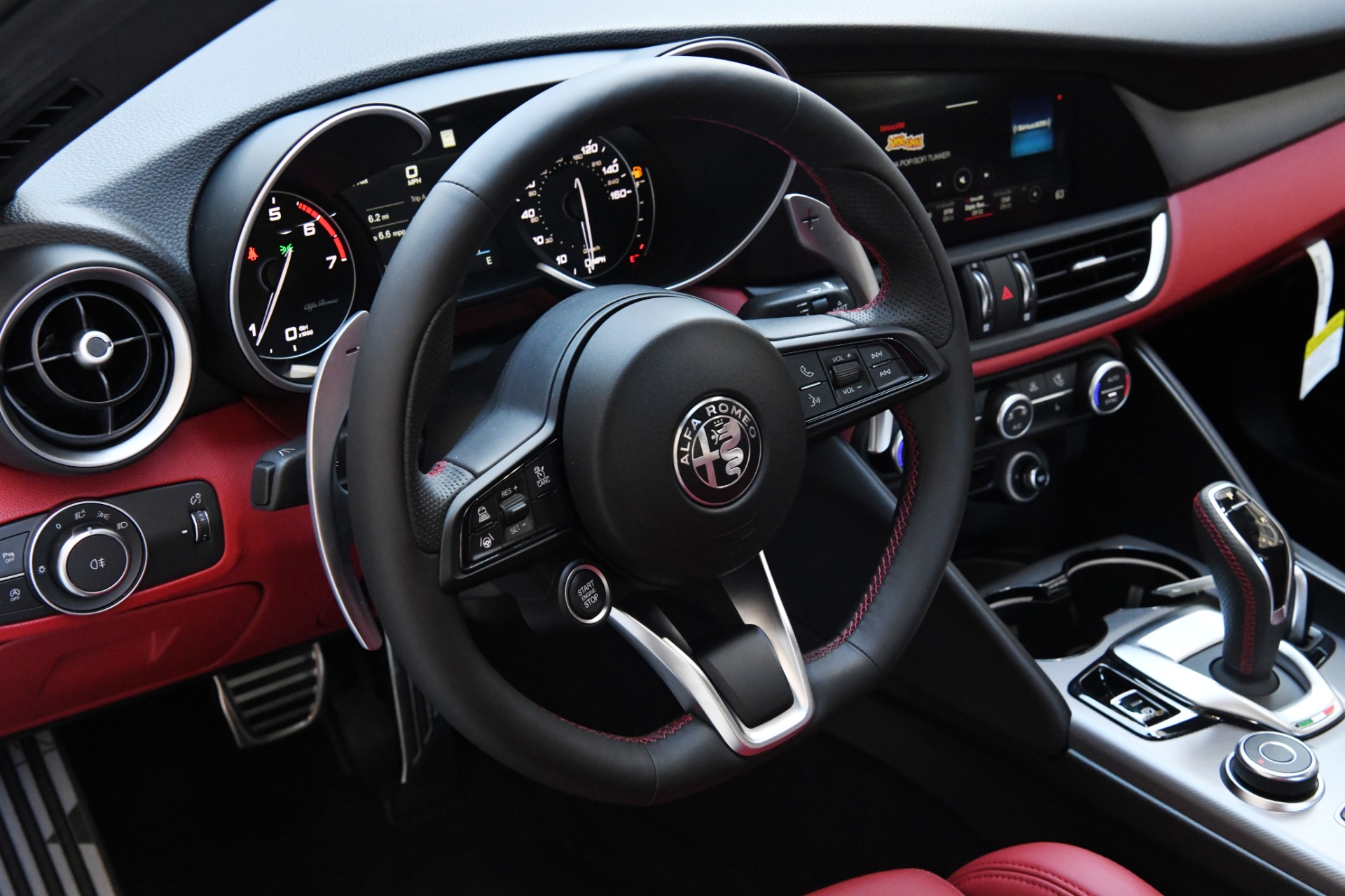 New 2021 Alfa Romeo Giulia Ti Sport | St. Petersburg, FL