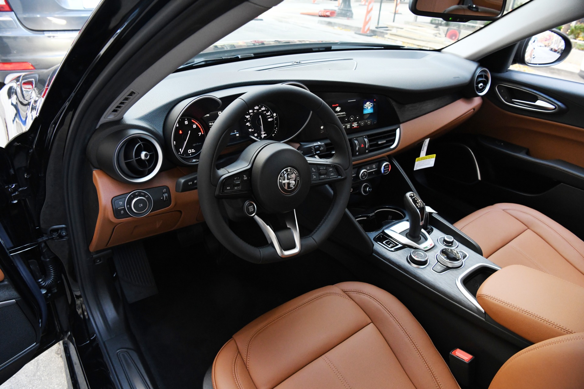 New 2021 Alfa Romeo Giulia Sprint | St. Petersburg, FL