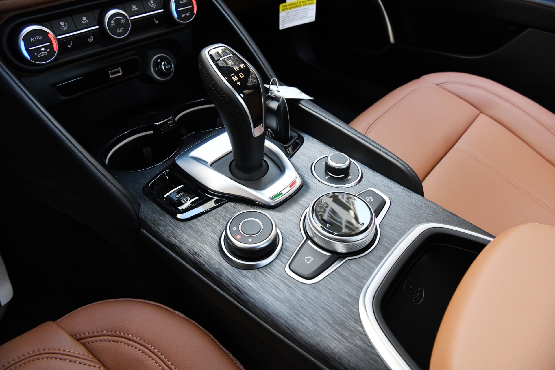 New 2021 Alfa Romeo Giulia Sprint | St. Petersburg, FL