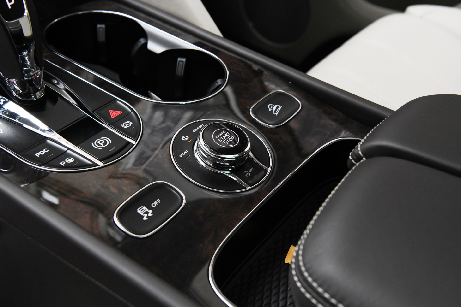 New 2021 Bentley Bentayga V8 | St. Petersburg, FL