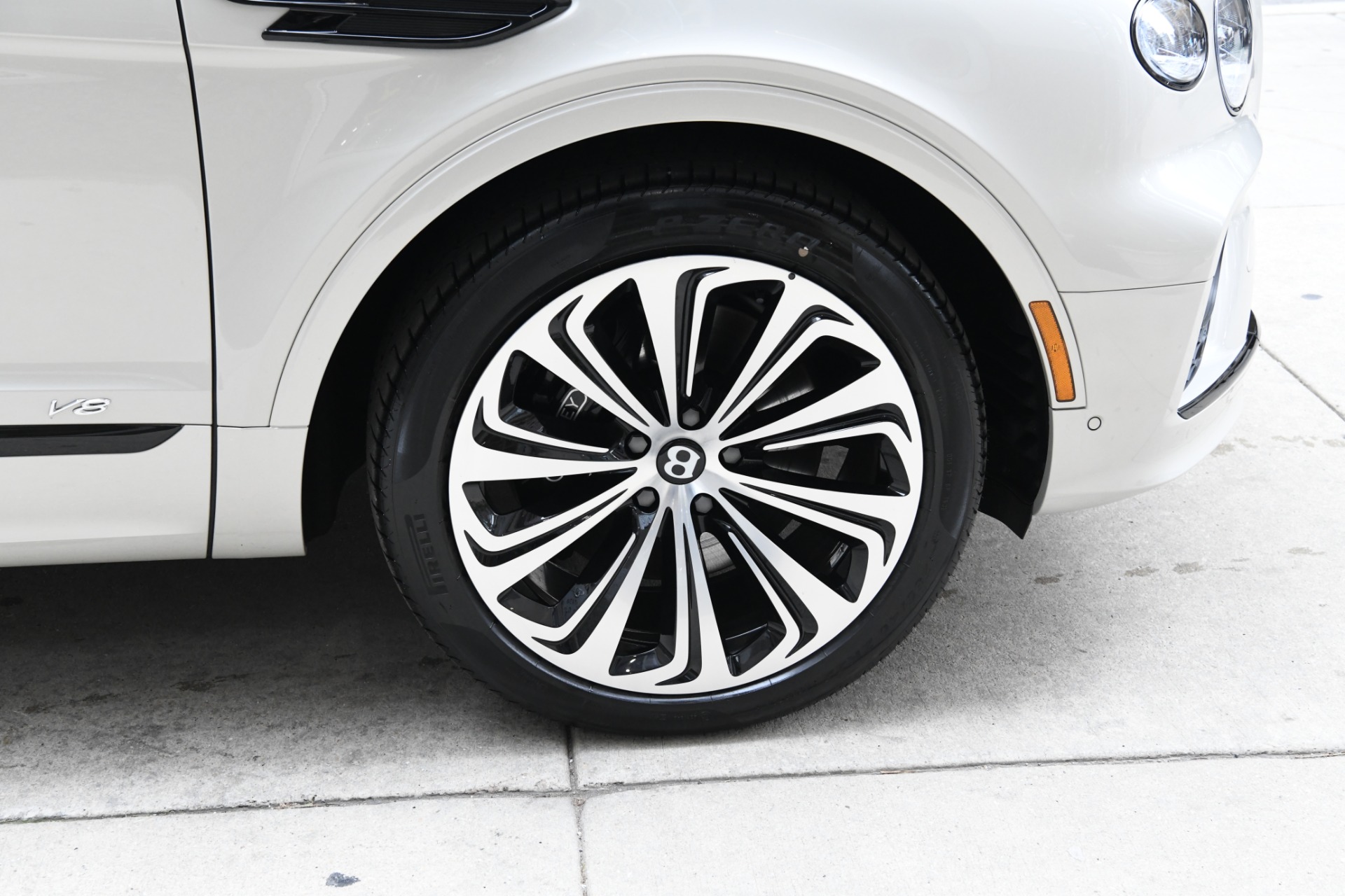 New 2021 Bentley Bentayga V8 | St. Petersburg, FL