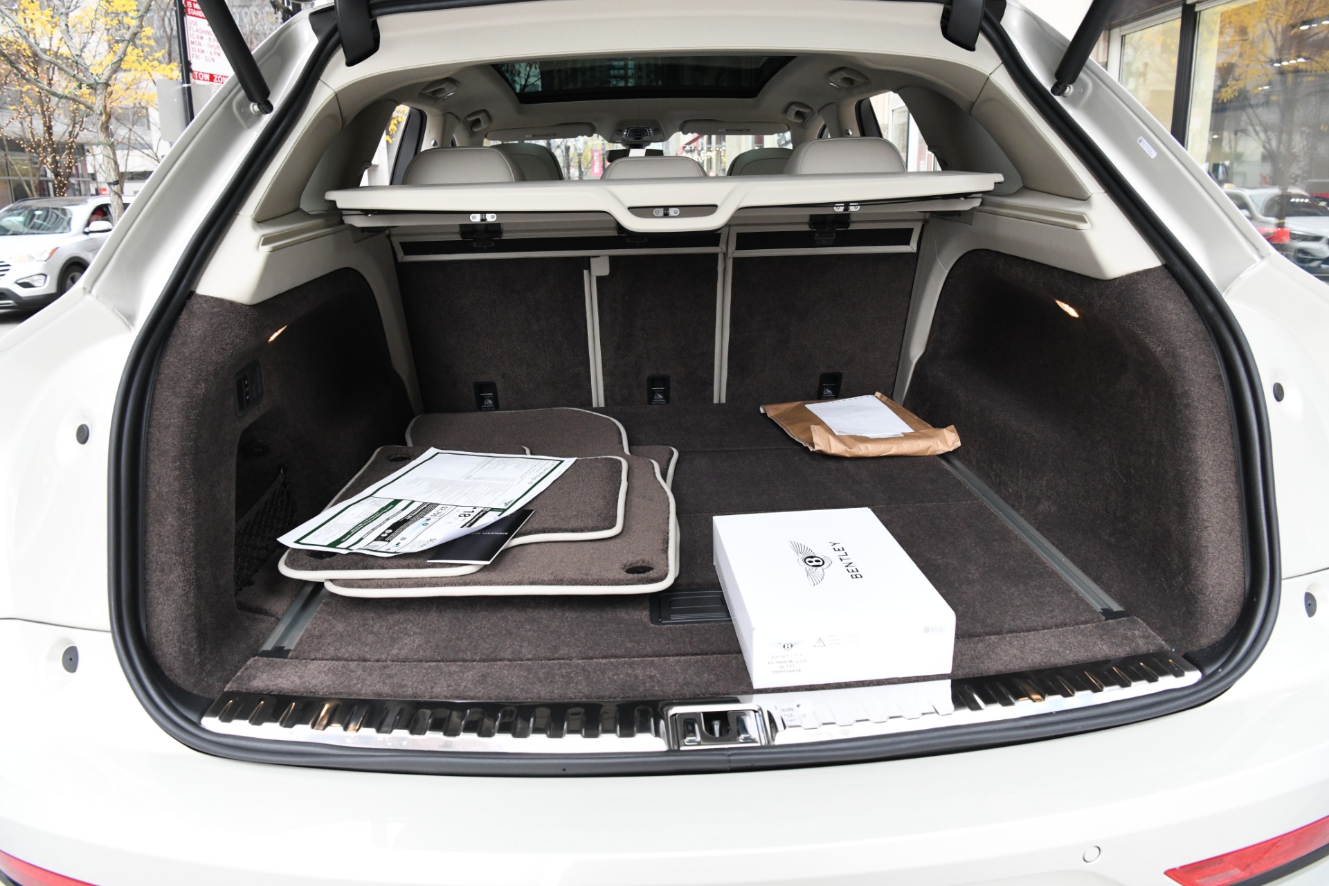 New 2021 Bentley Bentayga V8 | St. Petersburg, FL