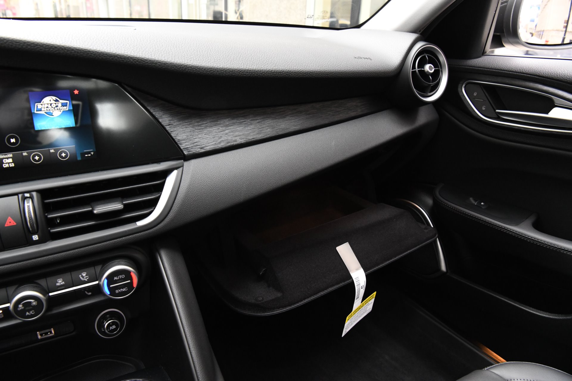 New 2021 Alfa Romeo Giulia Sprint | St. Petersburg, FL