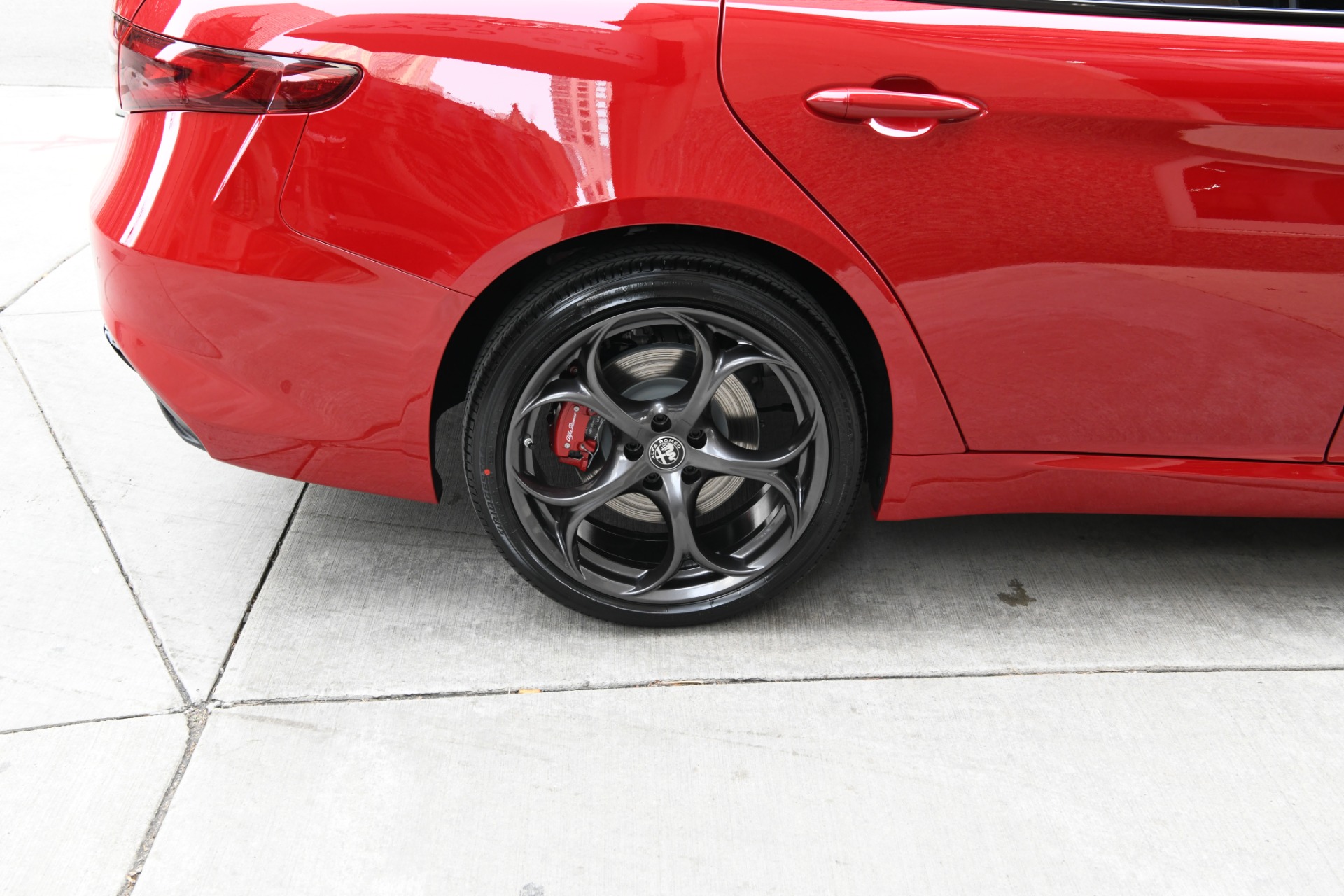 New 2021 Alfa Romeo Giulia Ti Sport | St. Petersburg, FL