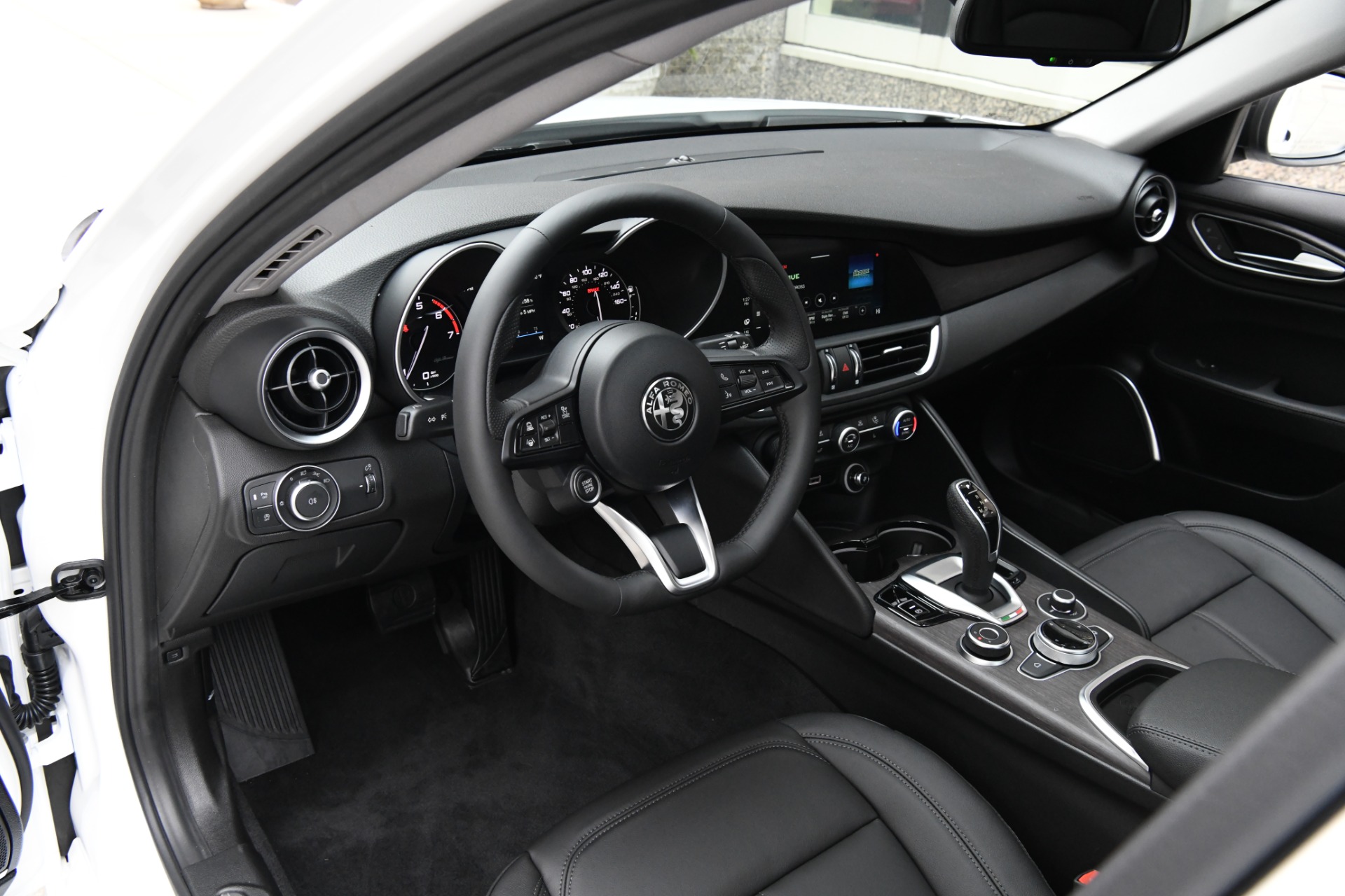 New 2021 Alfa Romeo Giulia Ti | St. Petersburg, FL