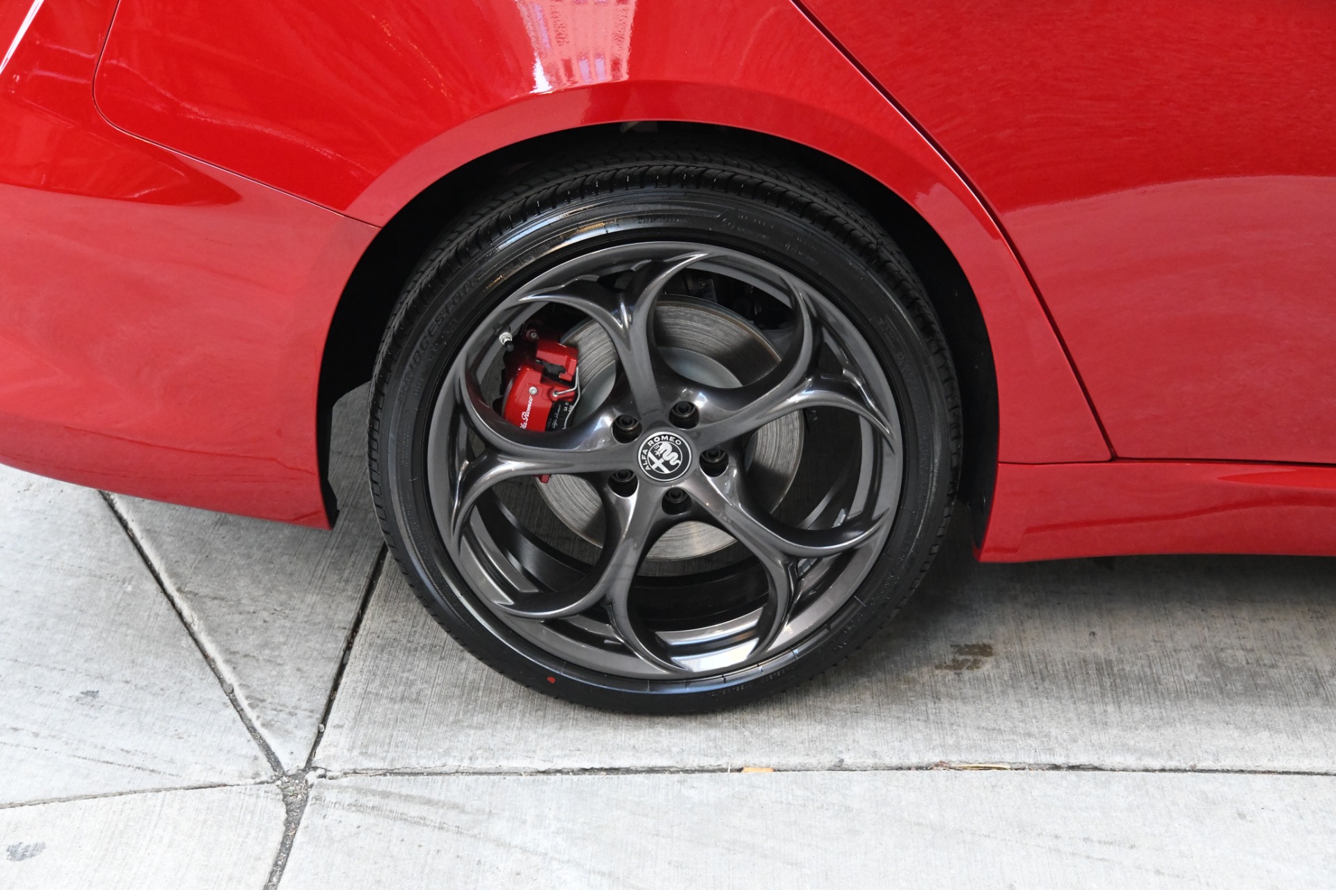 New 2021 Alfa Romeo Giulia Ti Sport | St. Petersburg, FL