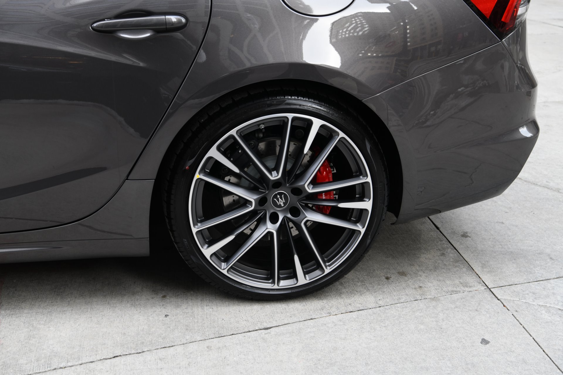 New 2021 Maserati Ghibli Trofeo | St. Petersburg, FL