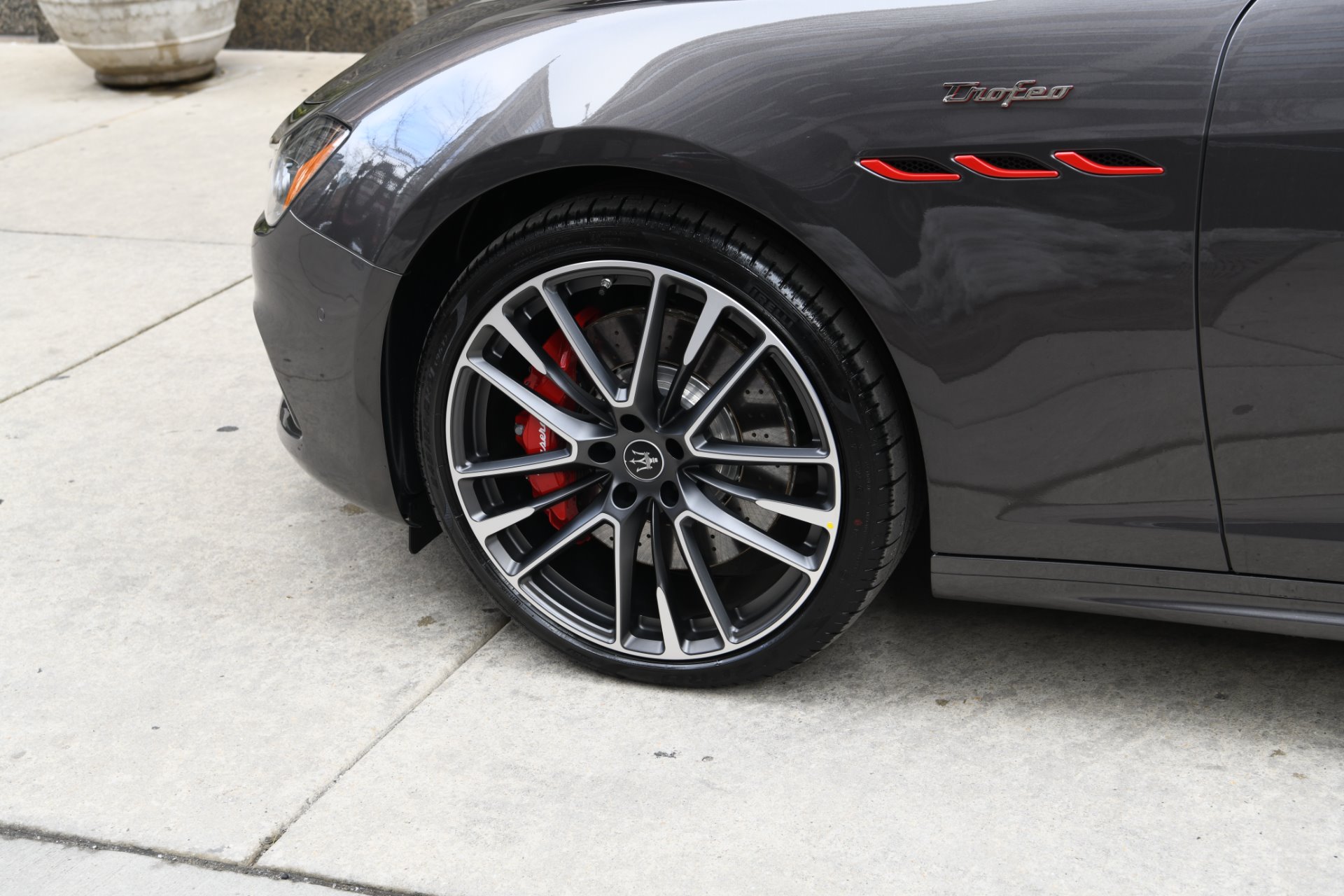 New 2021 Maserati Ghibli Trofeo | St. Petersburg, FL