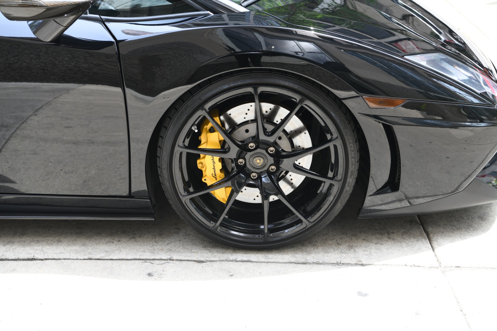 Used 2012 Lamborghini Gallardo LP 570-4 Spyder Performante | St. Petersburg, FL