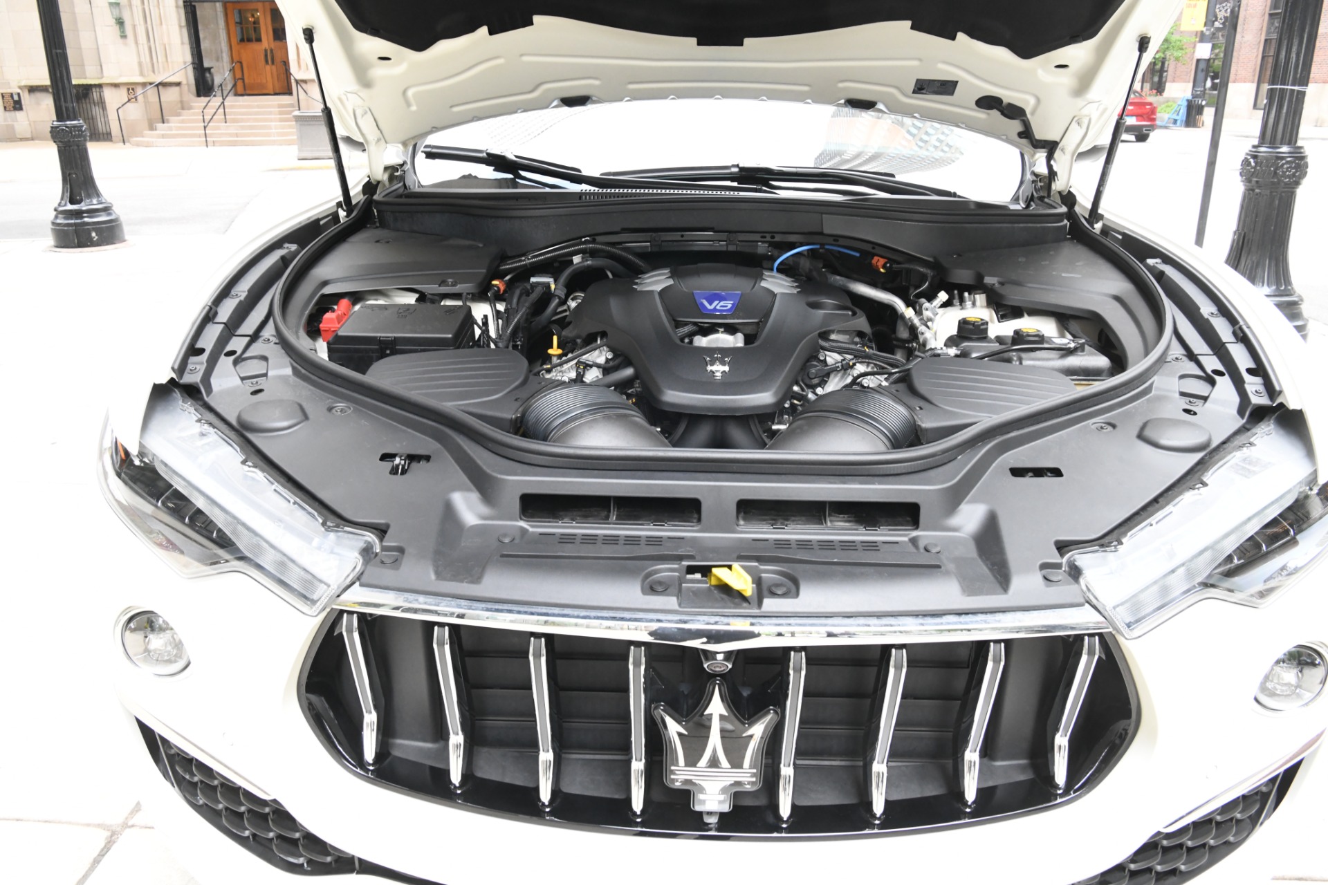 New 2021 Maserati Levante S GranLusso | St. Petersburg, FL