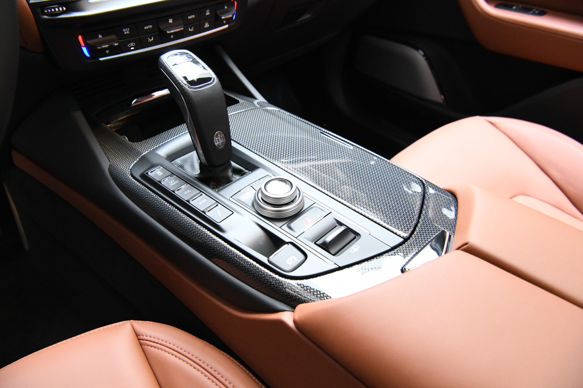 New 2021 Maserati Levante GranLusso | St. Petersburg, FL
