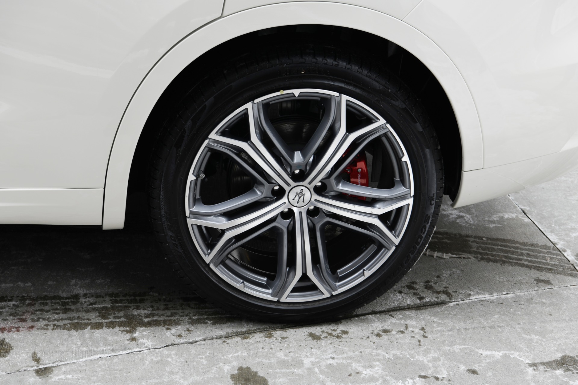 New 2021 Maserati Levante GranLusso | St. Petersburg, FL
